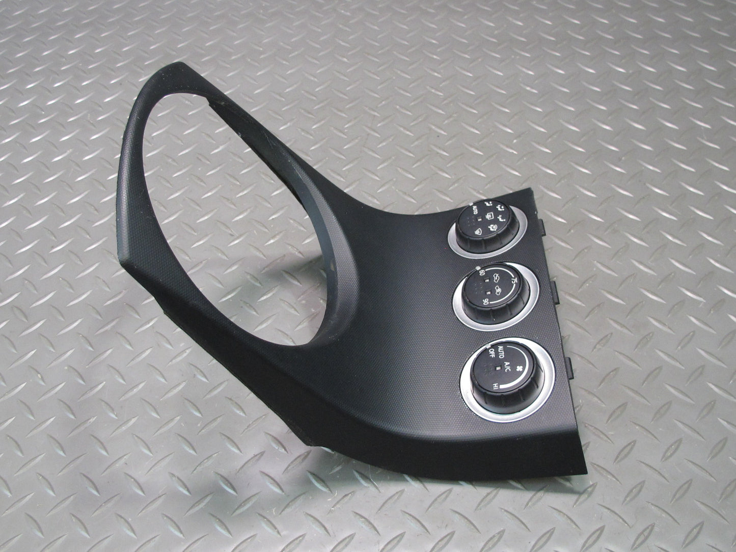 2004 Nissan Z33 350Z MT A/C Heater Climate Control Switch w Trim Bezel Panel OEM