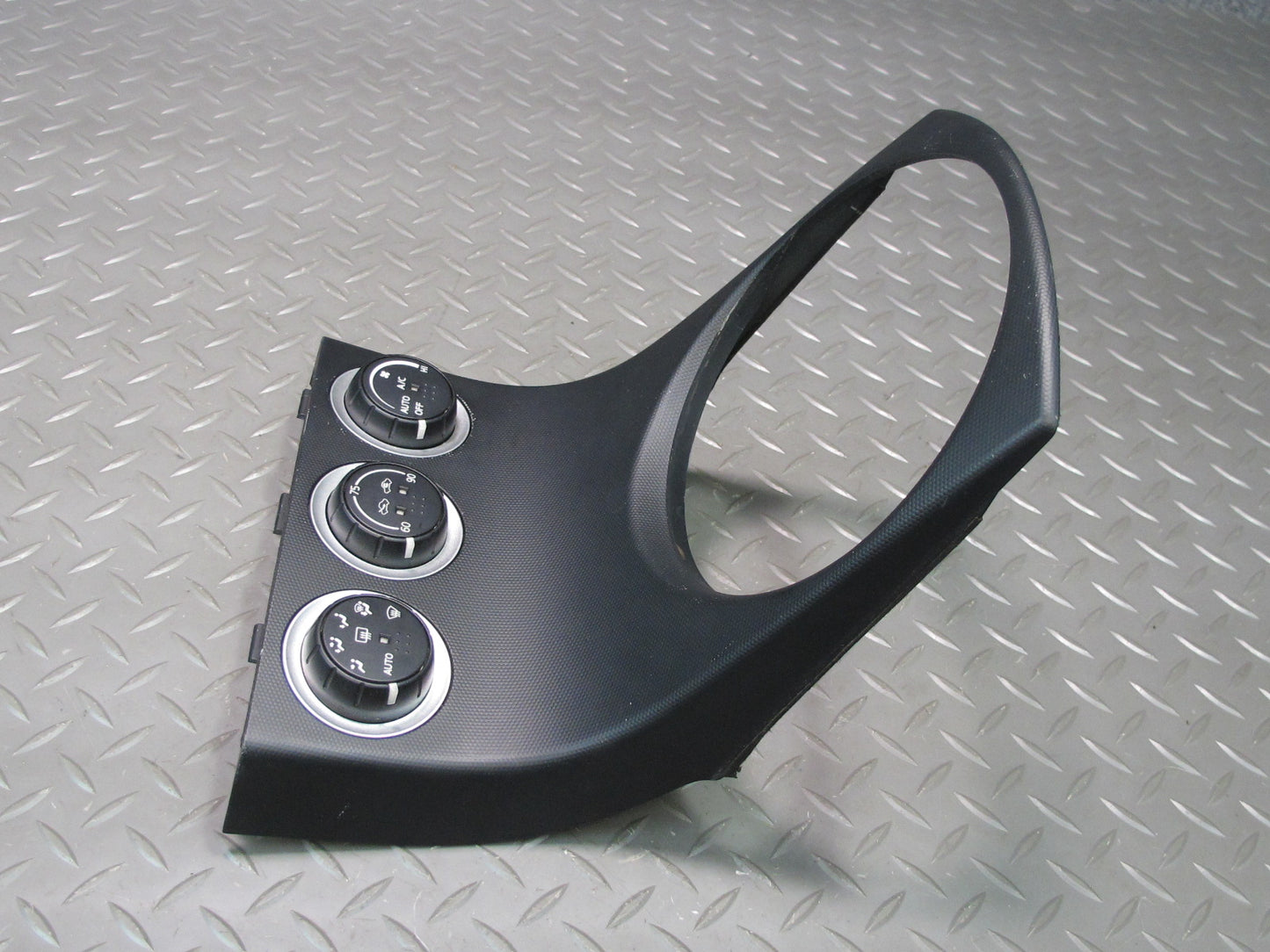 2004 Nissan Z33 350Z MT A/C Heater Climate Control Switch w Trim Bezel Panel OEM