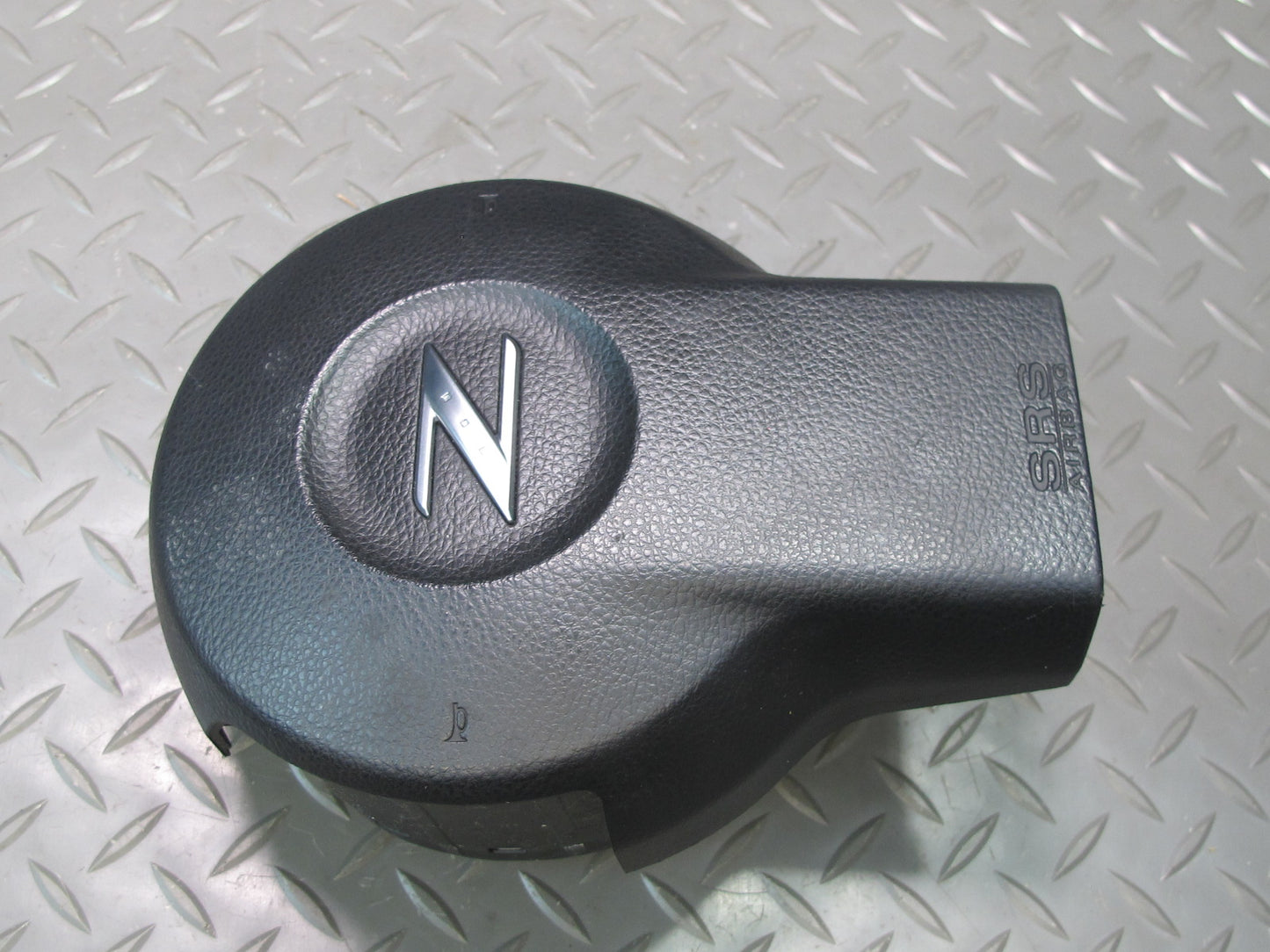 04-06 NISSAN 350Z Z33 FRONT LEFT DRIVER SIDE STEERING WHEEL SRS AIRBAG OEM