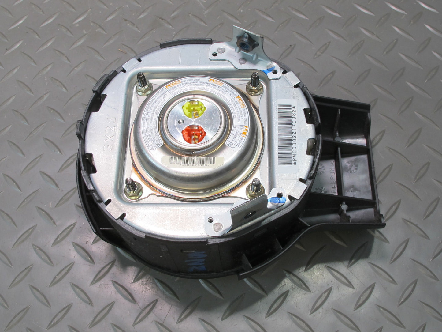 04-06 NISSAN 350Z Z33 FRONT LEFT DRIVER SIDE STEERING WHEEL SRS AIRBAG OEM