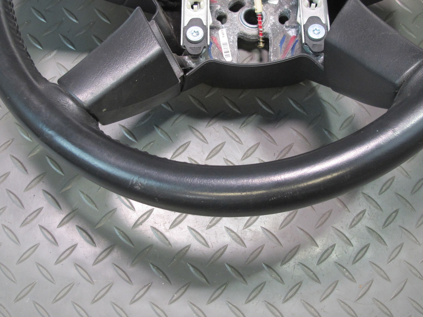 03-06 Chevrolet SSR Multifunction Leather Steering 15162293 OEM