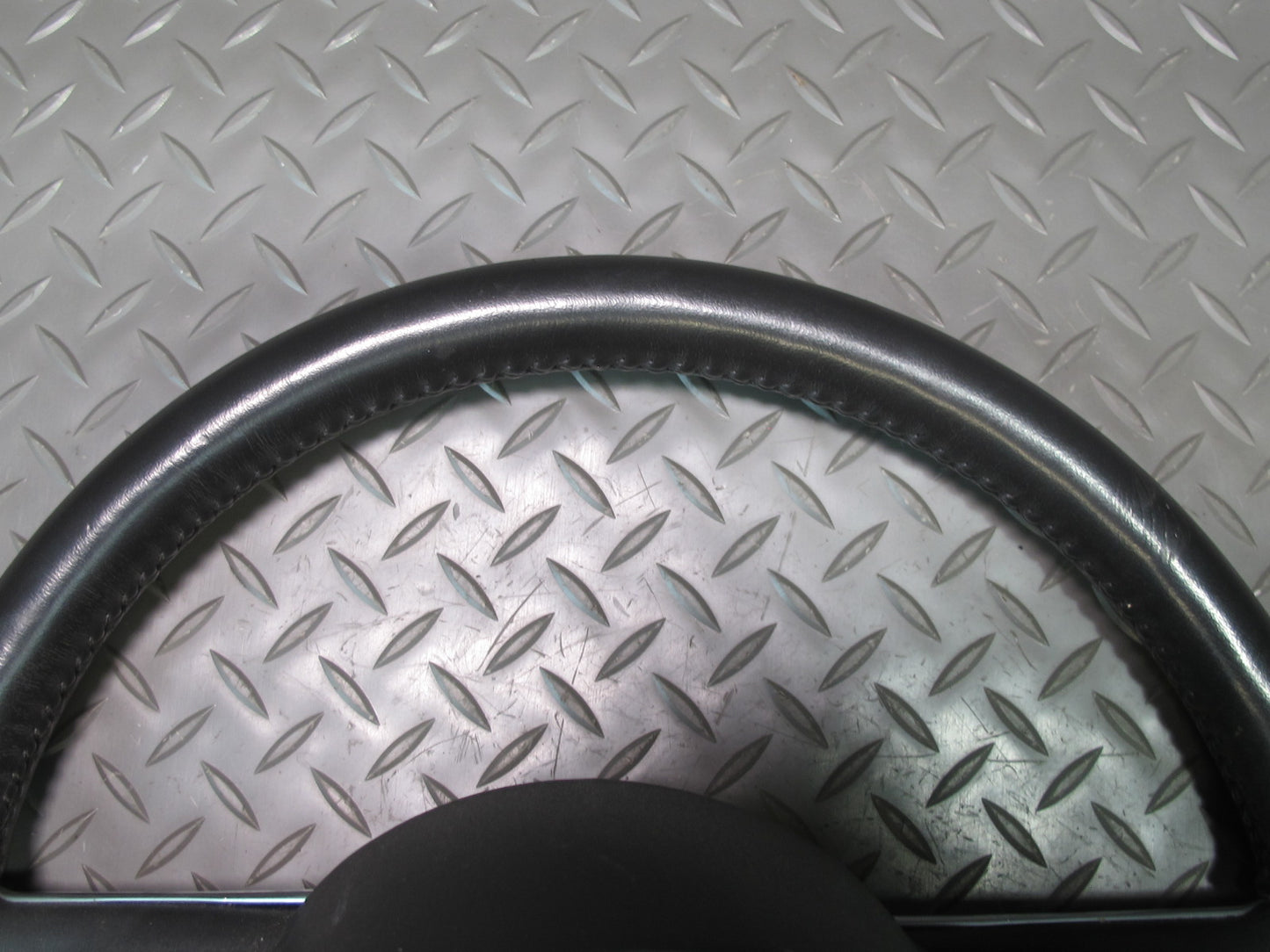 03-06 Chevrolet SSR Multifunction Leather Steering 15162293 OEM