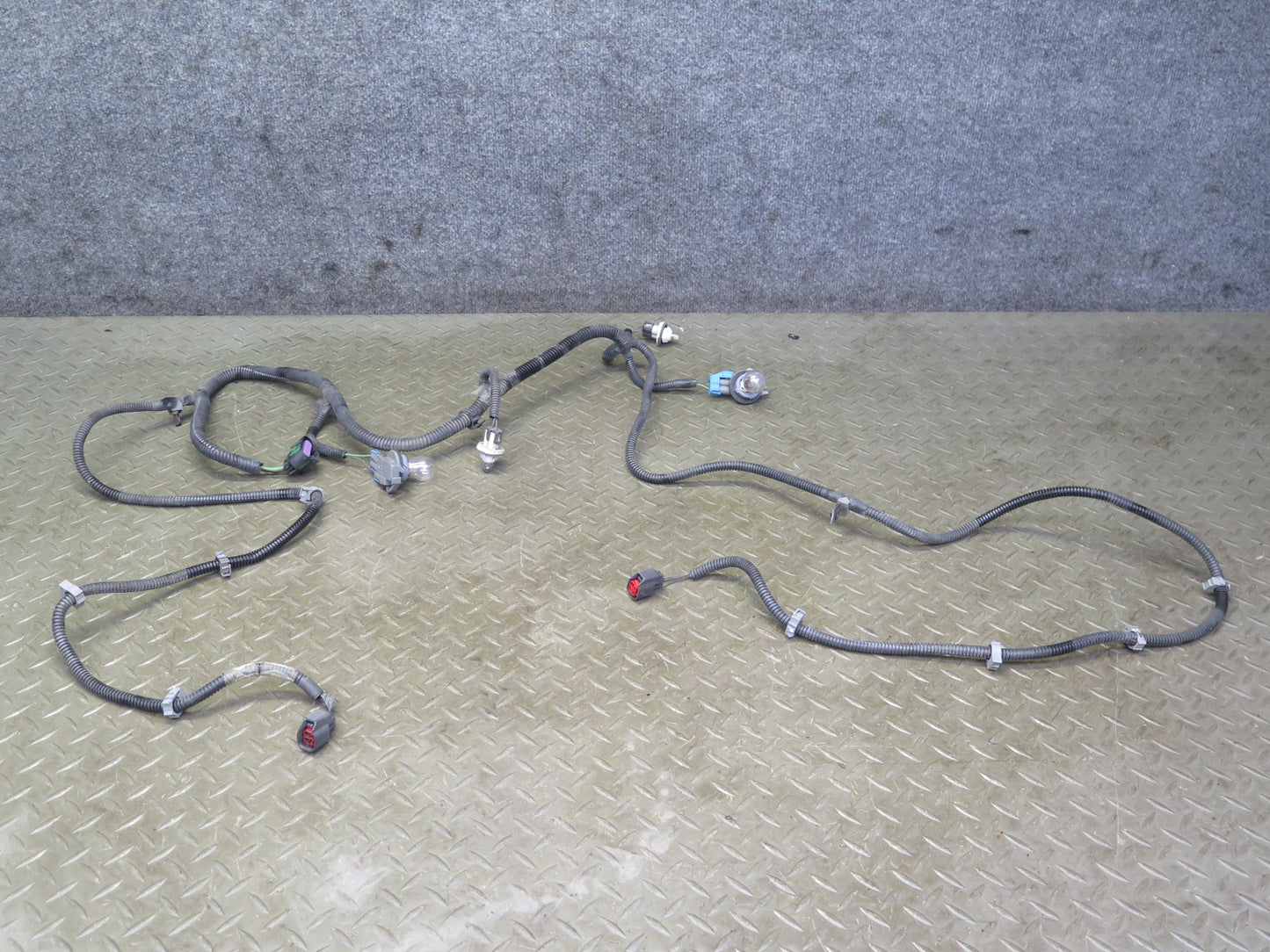 03-06 Chevrolet SSR Rear Bumper Wire Wiring Harness OEM
