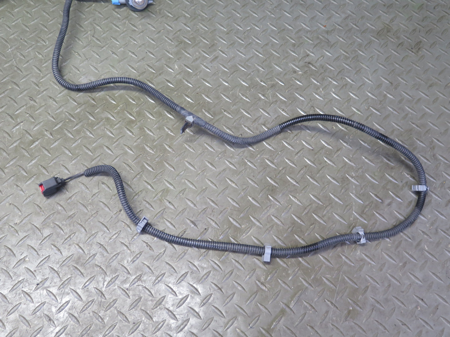 03-06 Chevrolet SSR Rear Bumper Wire Wiring Harness OEM