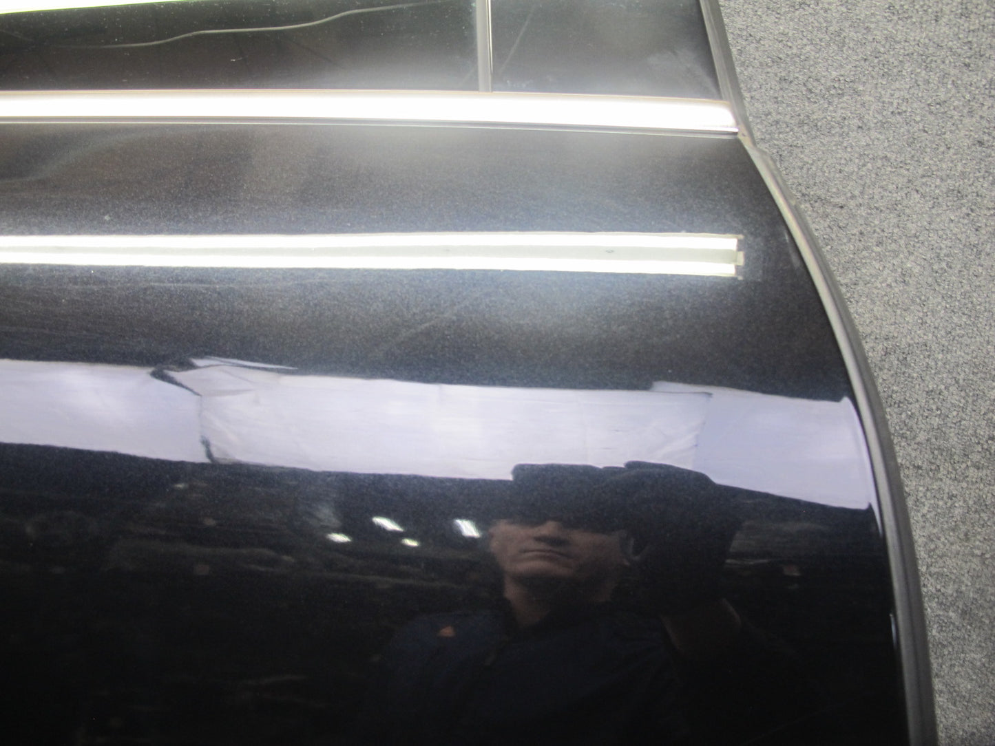 2011-2018 Porsche Cayenne 958 Rear Right Side Door Shell Panel W/ Glass Black