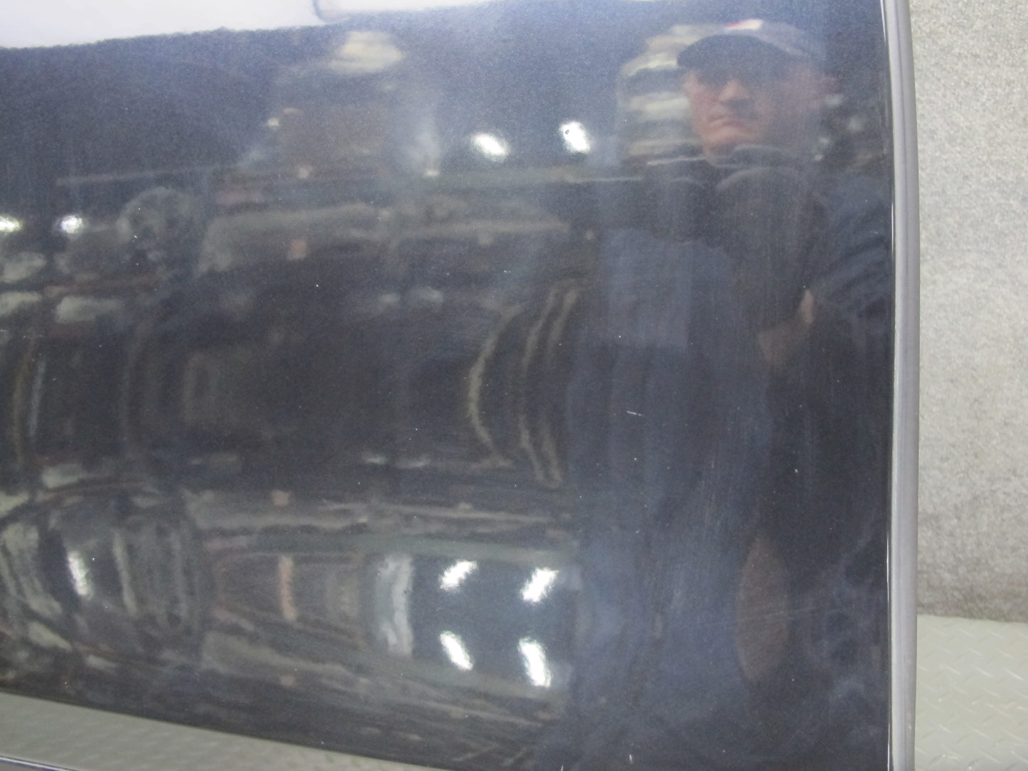 2011-2018 Porsche Cayenne 958 Rear Right Side Door Shell Panel W/ Glass Black