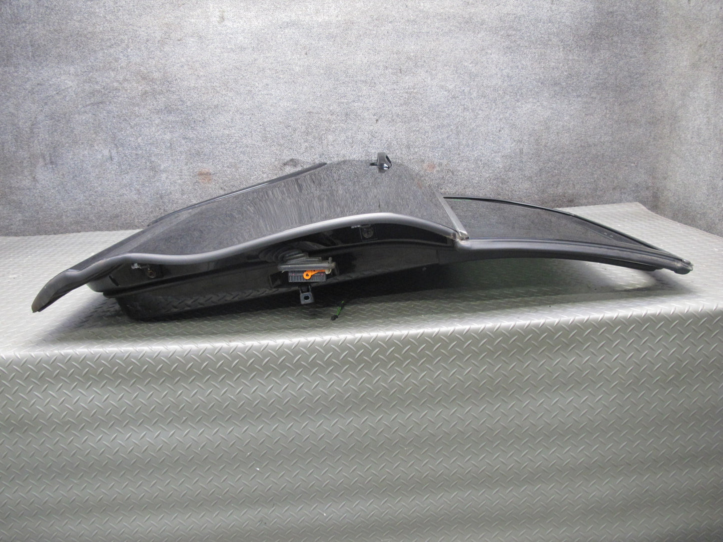 2011-2018 Porsche Cayenne 958 Rear Right Side Door Shell Panel W/ Glass Black