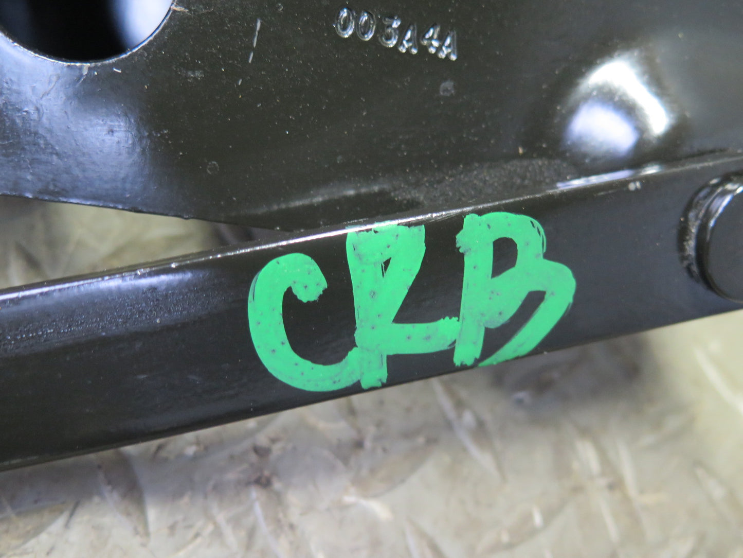 03-06 Chevrolet SSR Set of 2 Rear Left & Right Trunk Hinge OEM