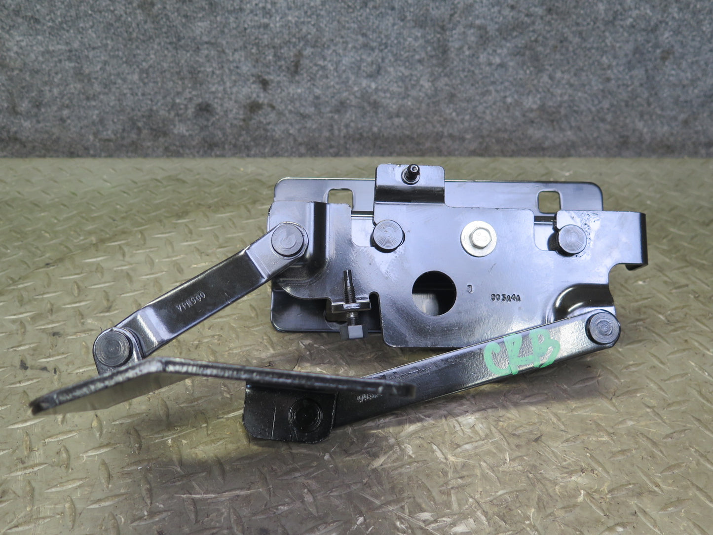 03-06 Chevrolet SSR Set of 2 Rear Left & Right Trunk Hinge OEM