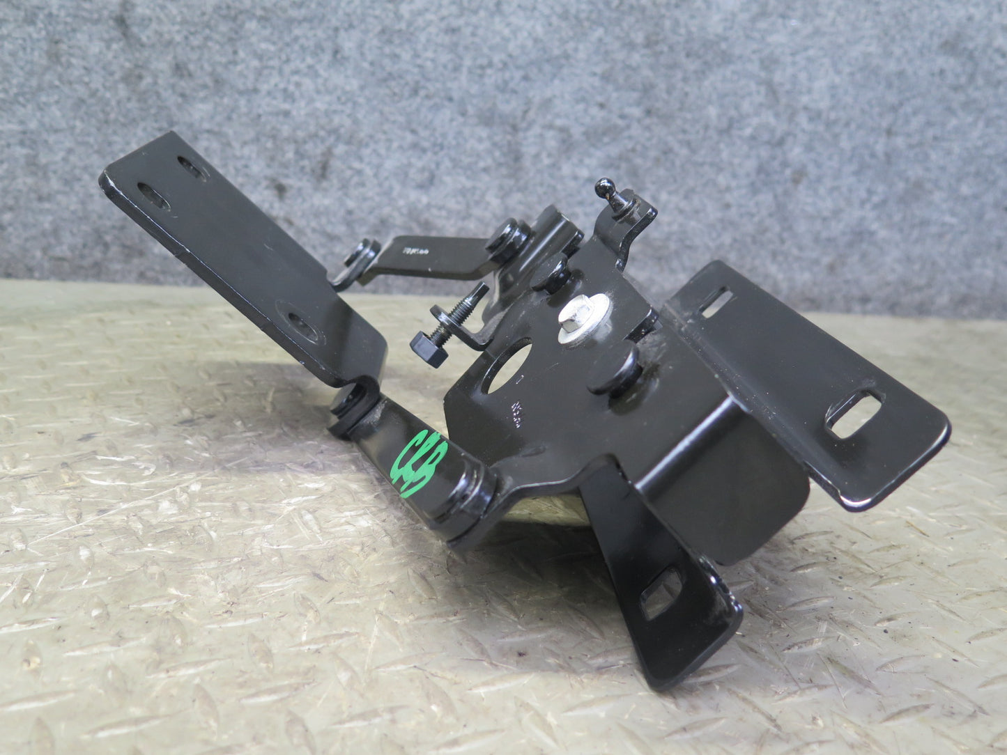 03-06 Chevrolet SSR Set of 2 Rear Left & Right Trunk Hinge OEM