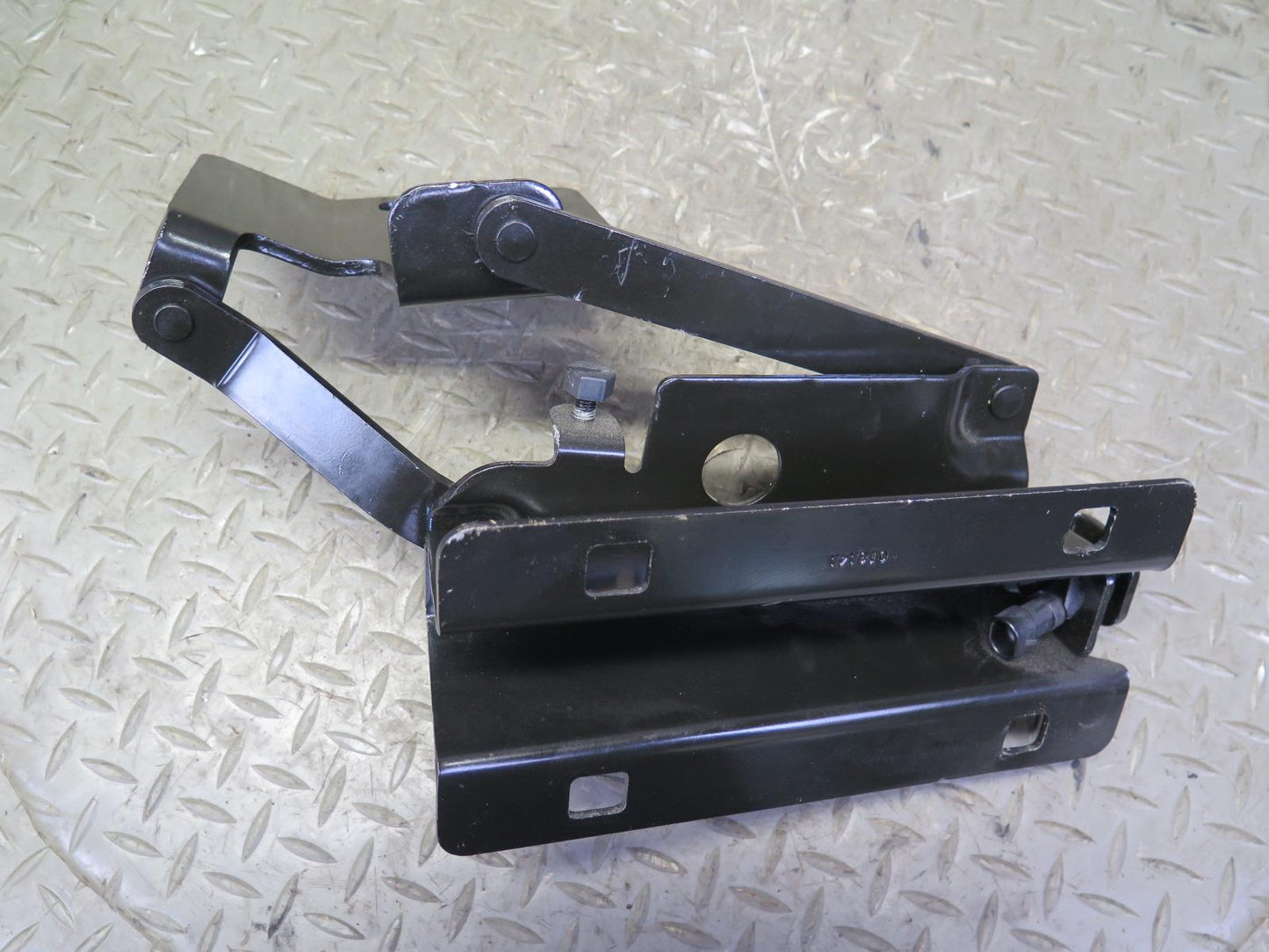 03-06 Chevrolet SSR Set of 2 Rear Left & Right Trunk Hinge OEM