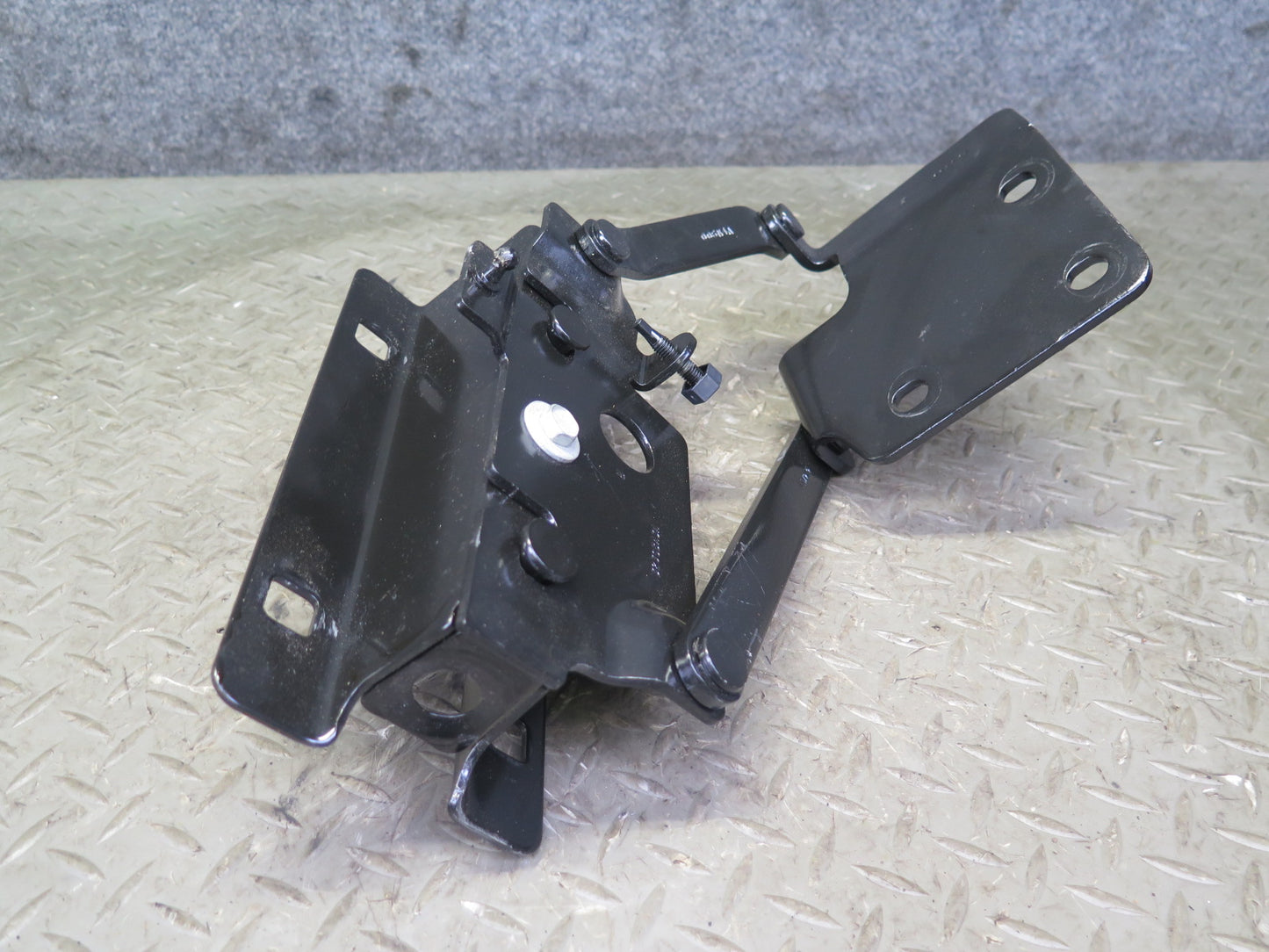 03-06 Chevrolet SSR Set of 2 Rear Left & Right Trunk Hinge OEM