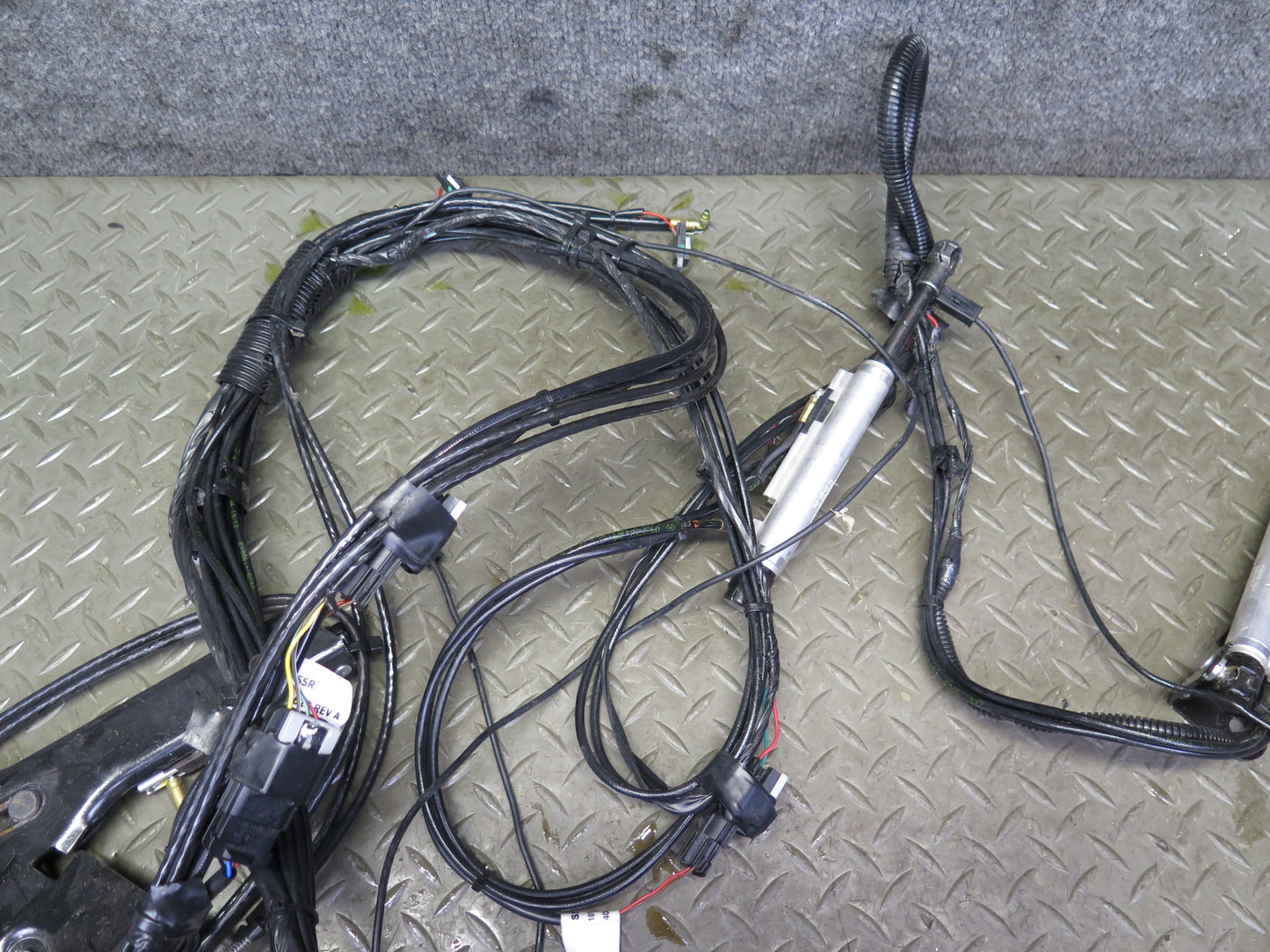 03-06 Chevrolet SSR Convertible TOP Pump w Hydraulic Lines Cylinders Set OEM