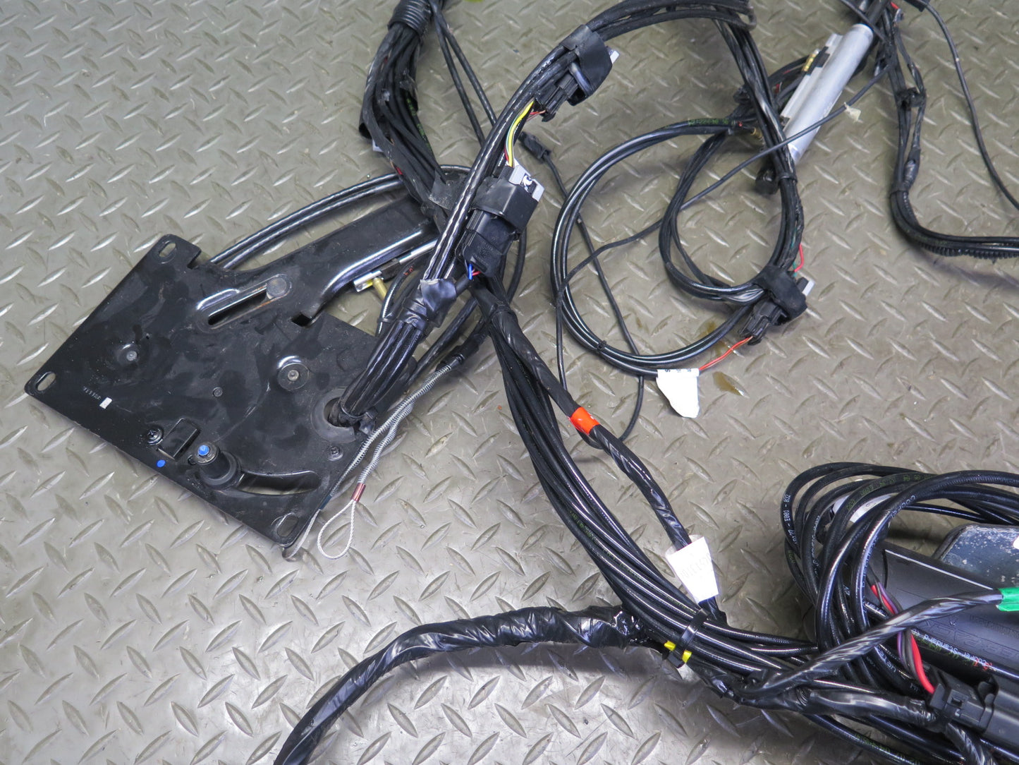 03-06 Chevrolet SSR Convertible TOP Pump w Hydraulic Lines Cylinders Set OEM