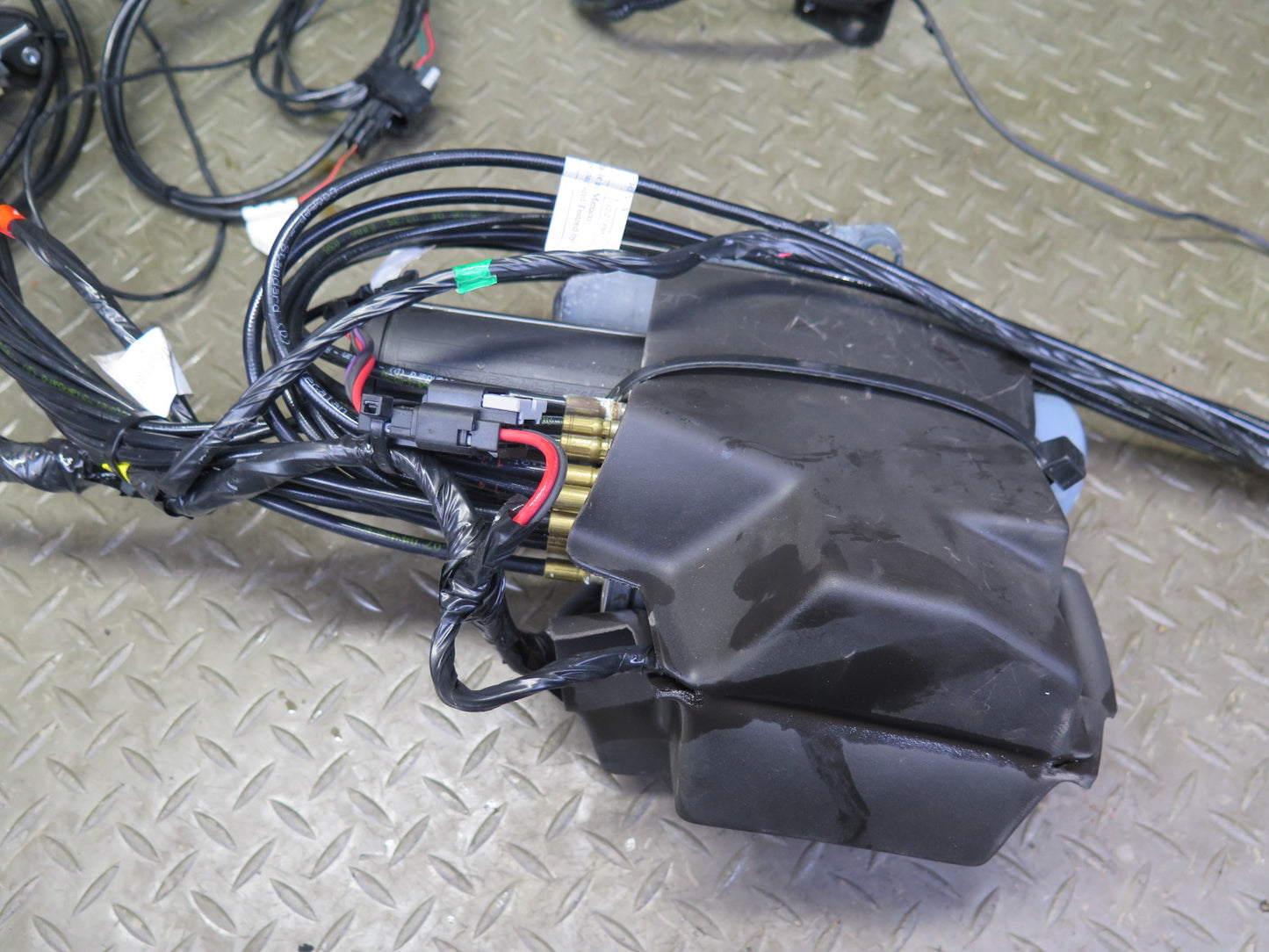 03-06 Chevrolet SSR Convertible TOP Pump w Hydraulic Lines Cylinders Set OEM