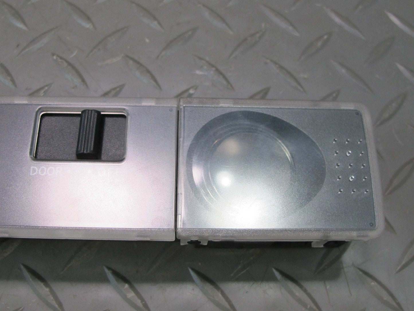 04-09 Nissan Z33 350Z Convertible Overhead Dome Reading Interior Light Lamp OEM