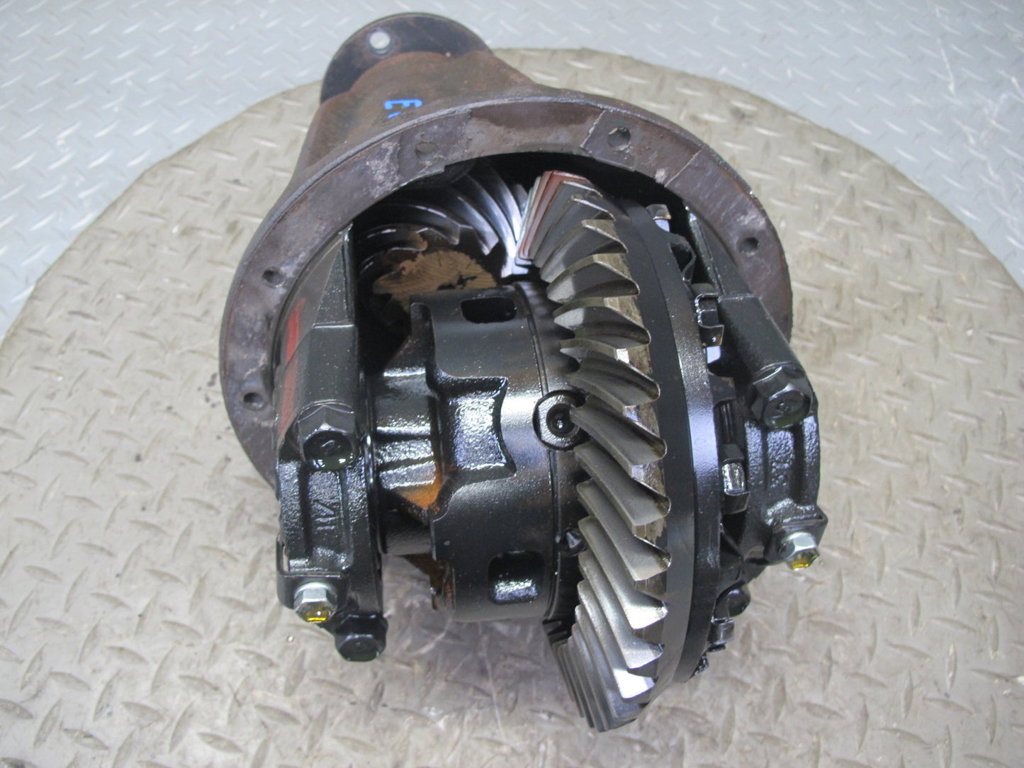 2003-2009 Lexus UZJ120L GX470 AWD Rear Axle Differential Carrier 3.73 Ratio