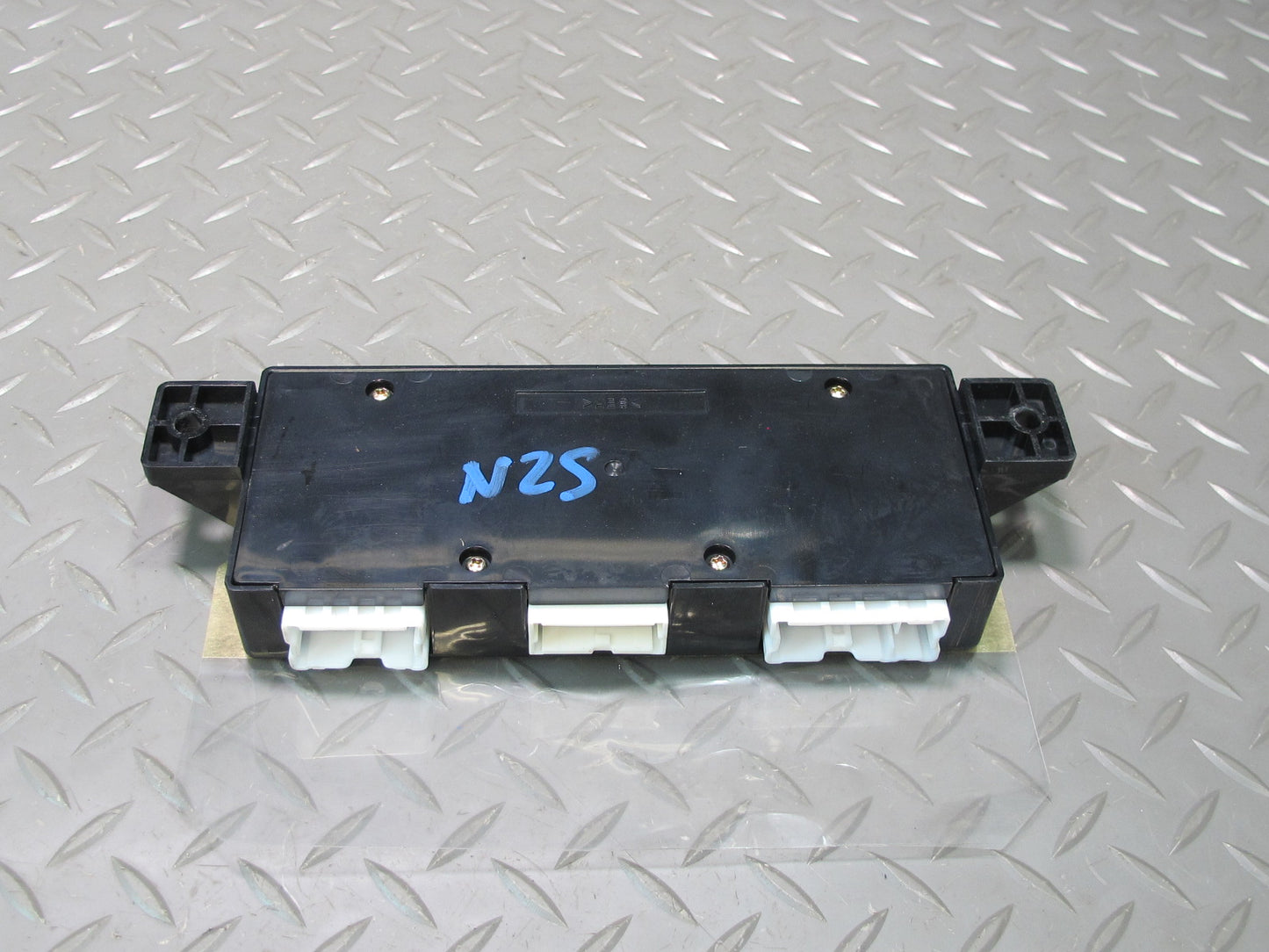 04-09 Nissan Z33 350Z Convertible Folding TOP Roof Control Module OEM