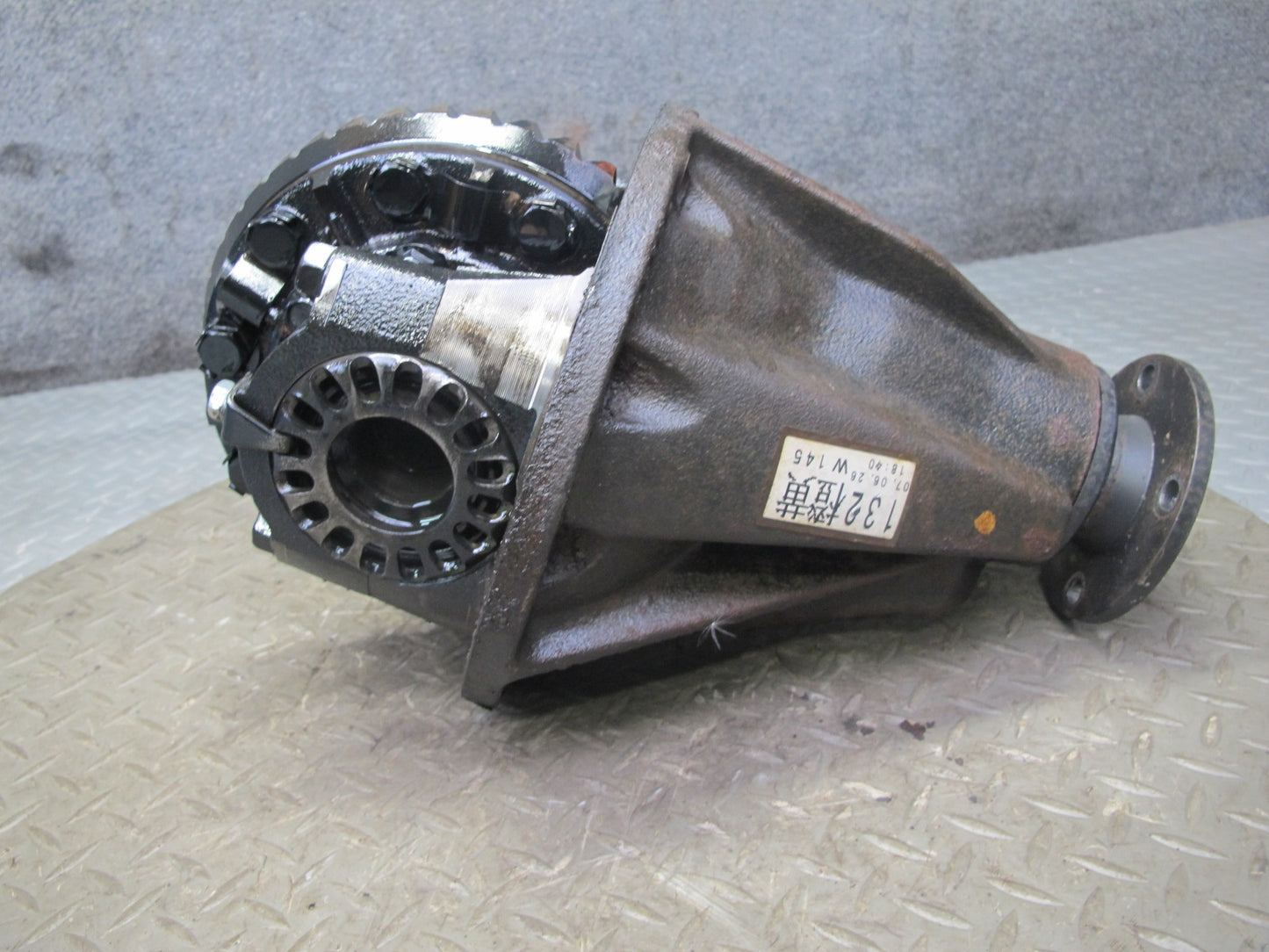 2003-2009 Lexus UZJ120L GX470 AWD Rear Axle Differential Carrier 3.73 Ratio