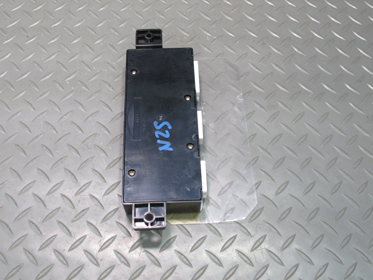 04-09 Nissan Z33 350Z Convertible Folding TOP Roof Control Module OEM