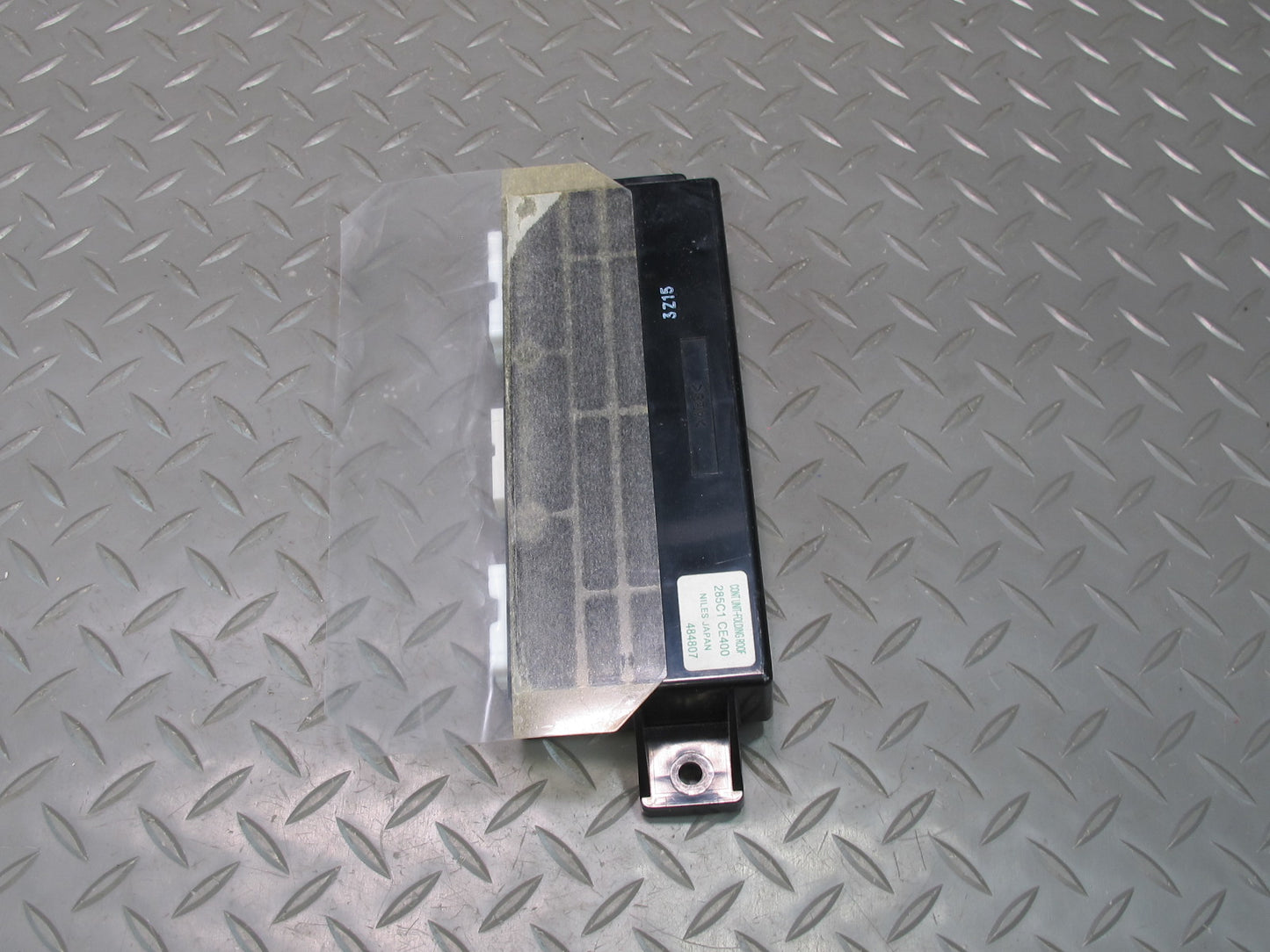 04-09 Nissan Z33 350Z Convertible Folding TOP Roof Control Module OEM