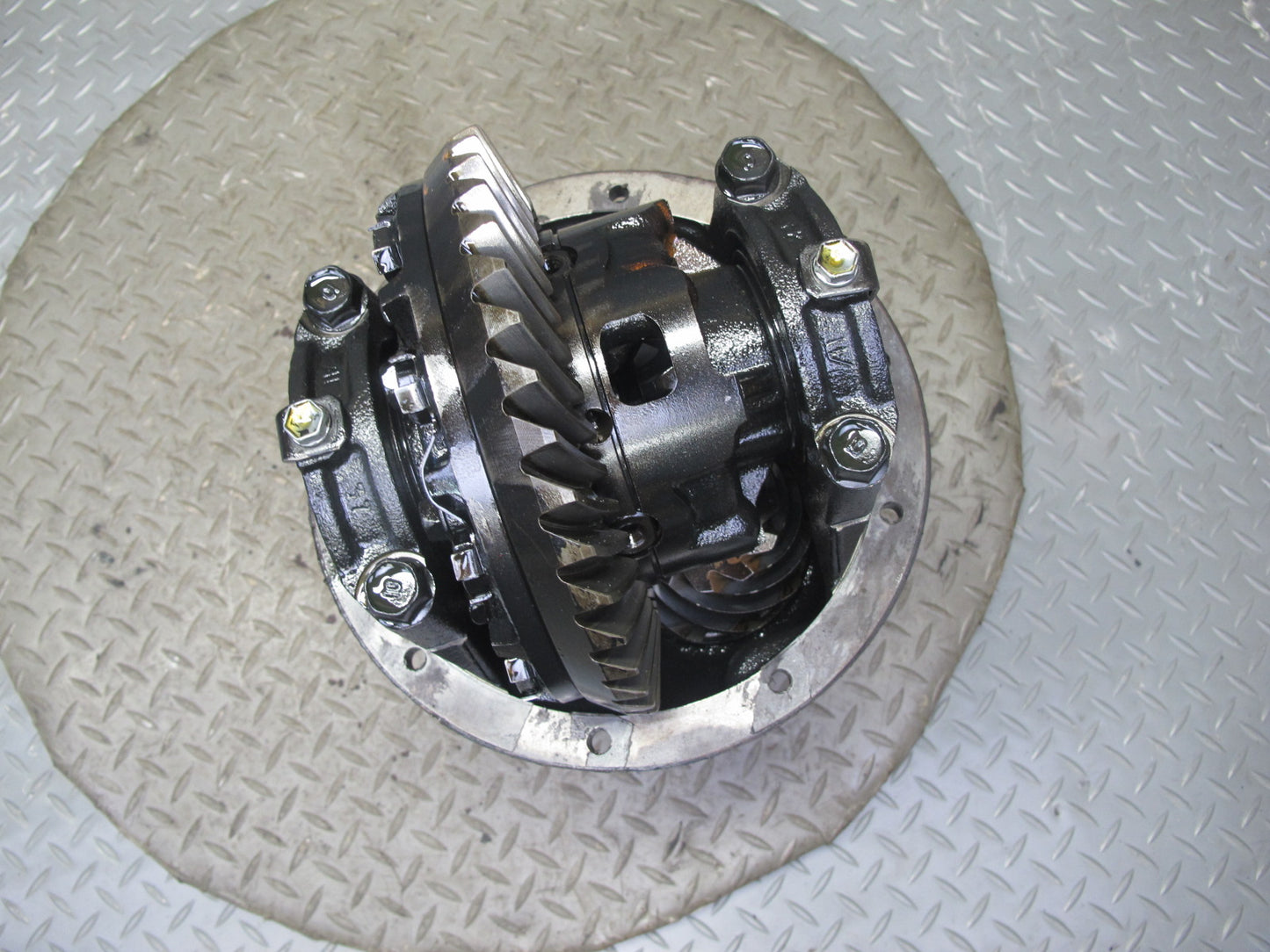 2003-2009 Lexus UZJ120L GX470 AWD Rear Axle Differential Carrier 3.73 Ratio