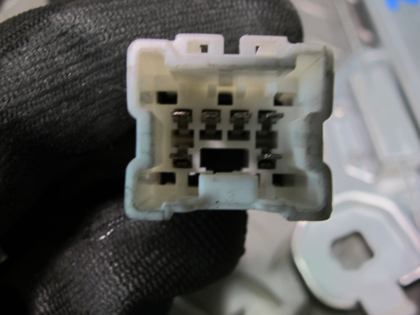 04-09 Nissan Z33 350Z Convert Right  Door Window Regulator w Aftermarket Motor