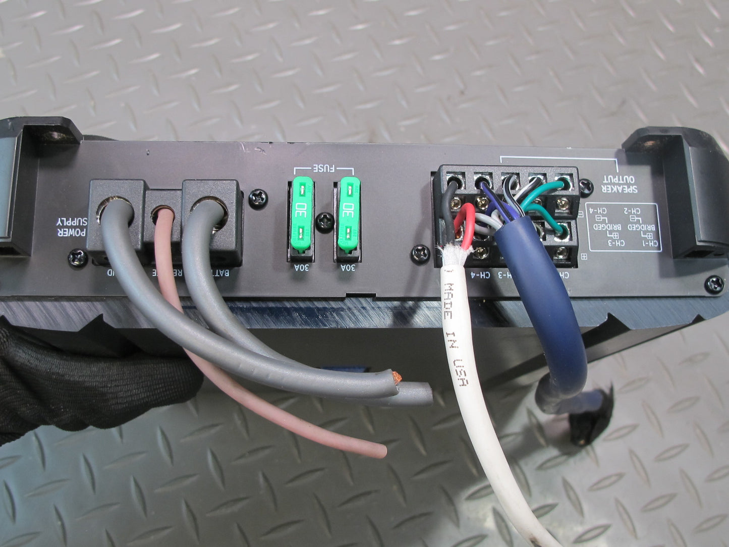 Alpine V-power MRV-V500 Digital Audio Amplifier AMP