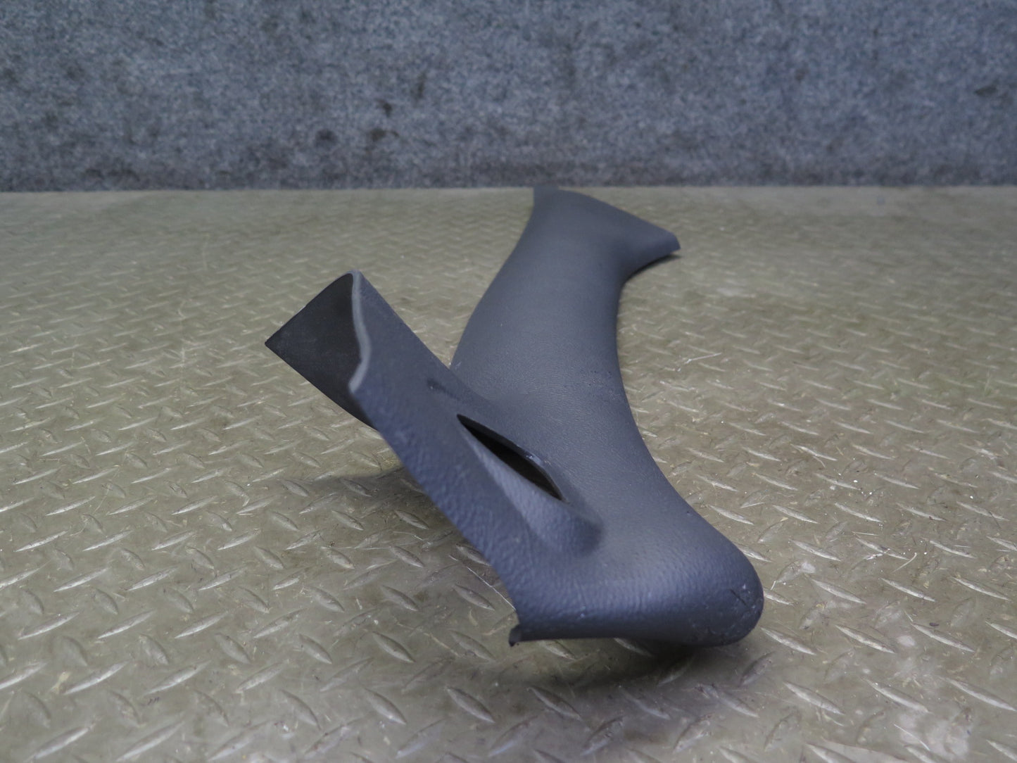 03-06 Chevrolet SSR Set of 2 Left & Right A Pillar Trim Cover Panel Black OEM