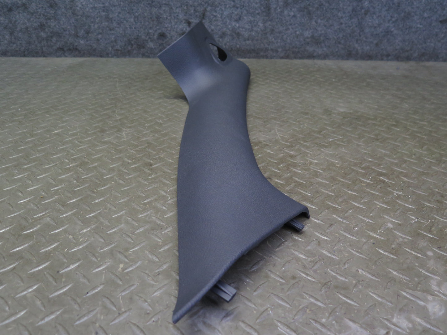 03-06 Chevrolet SSR Set of 2 Left & Right A Pillar Trim Cover Panel Black OEM