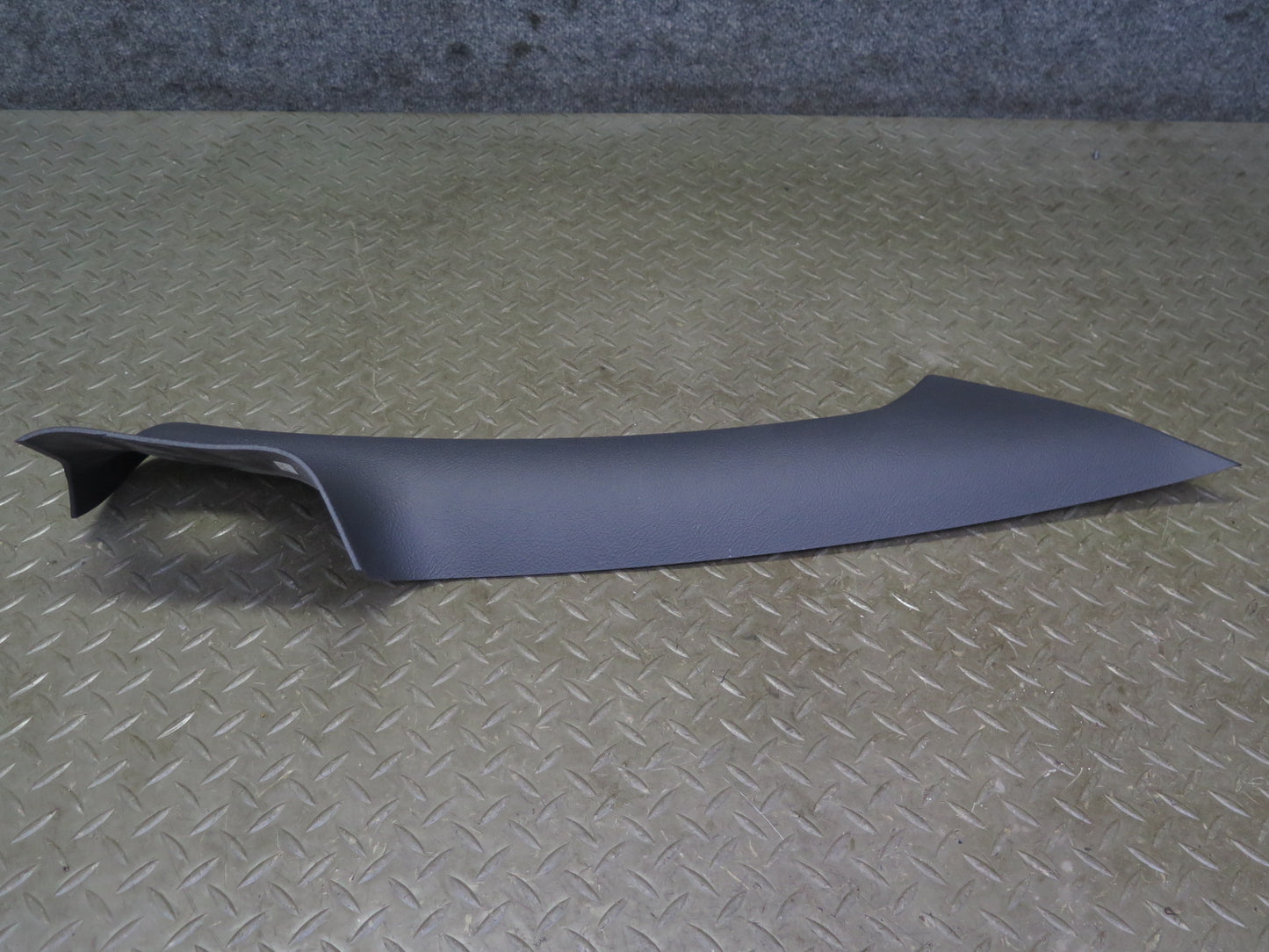 03-06 Chevrolet SSR Set of 2 Left & Right A Pillar Trim Cover Panel Black OEM