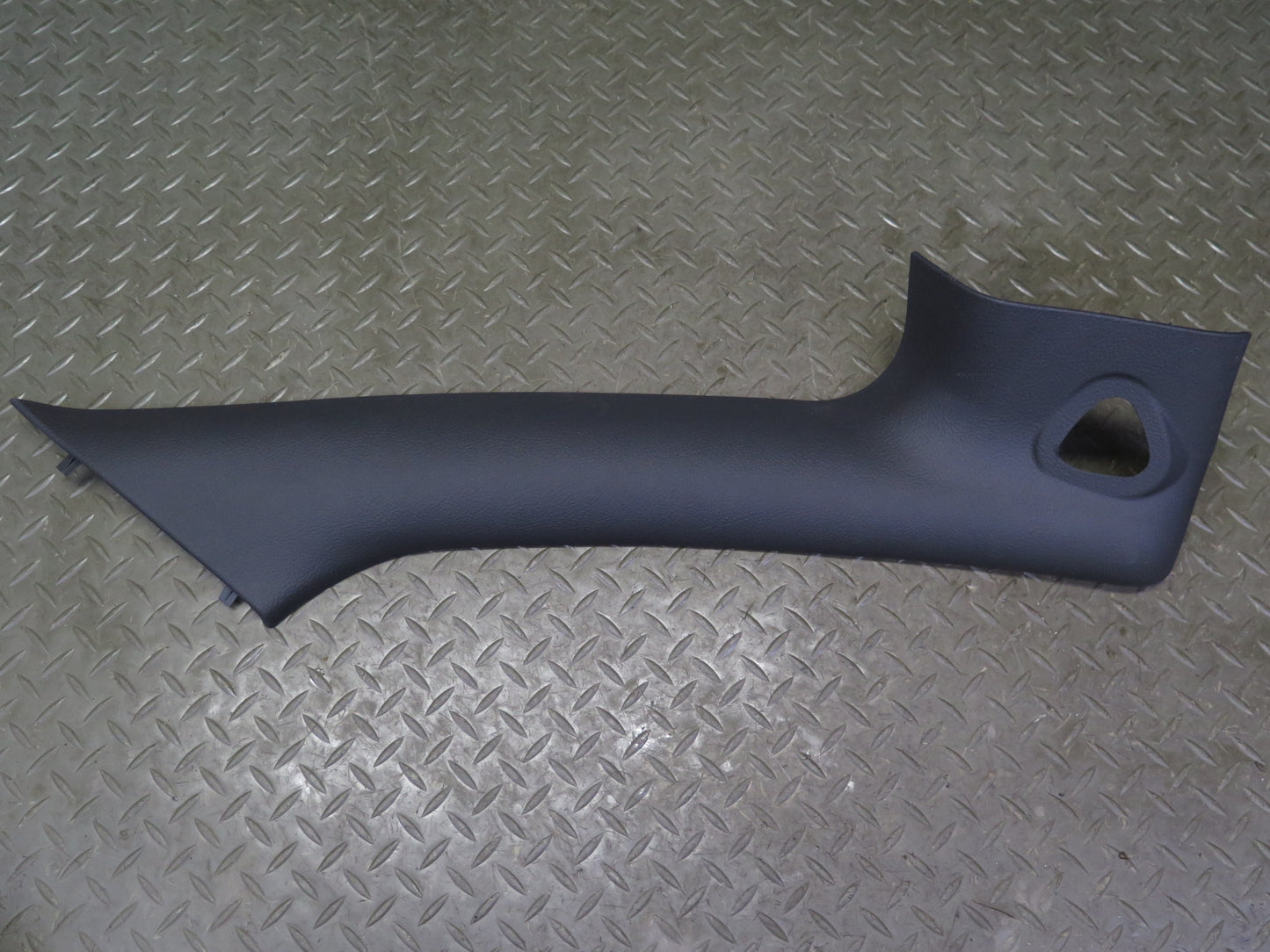 03-06 Chevrolet SSR Set of 2 Left & Right A Pillar Trim Cover Panel Black OEM