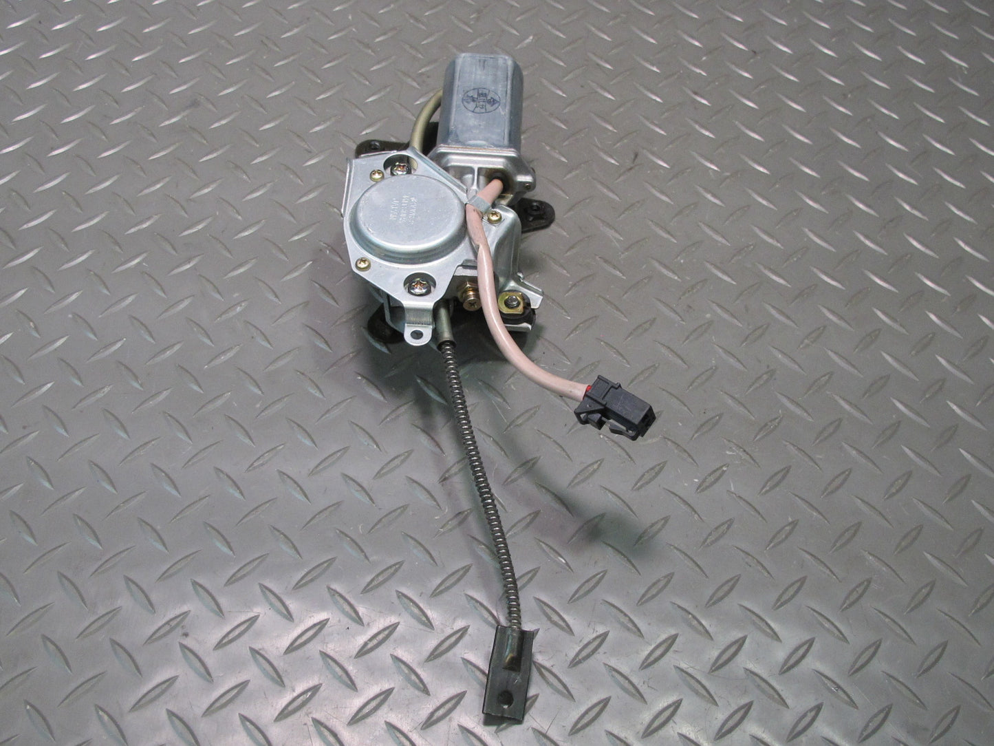 04-09 Nissan 350Z Convertible TOP Tonneau Cover Lid Lock Actuator Motor Set