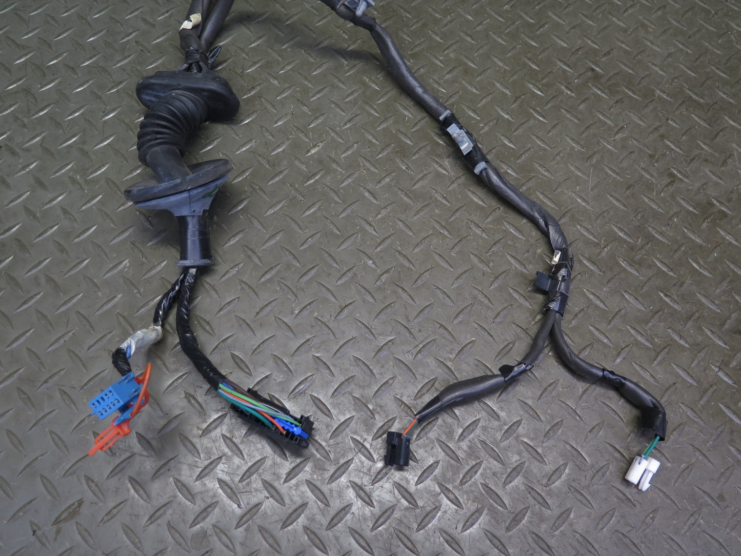 03-06 Chevrolet SSR Right Passenger Door Wire Wiring Harness OEM