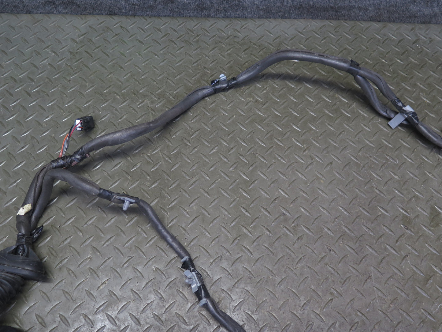 03-06 Chevrolet SSR Right Passenger Door Wire Wiring Harness OEM
