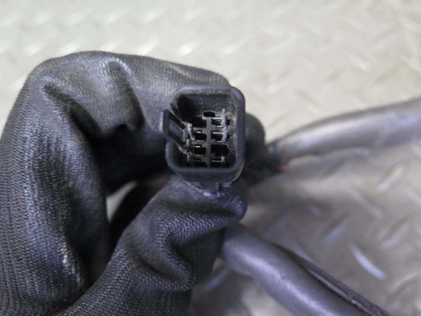 03-06 Chevrolet SSR Right Passenger Door Wire Wiring Harness OEM