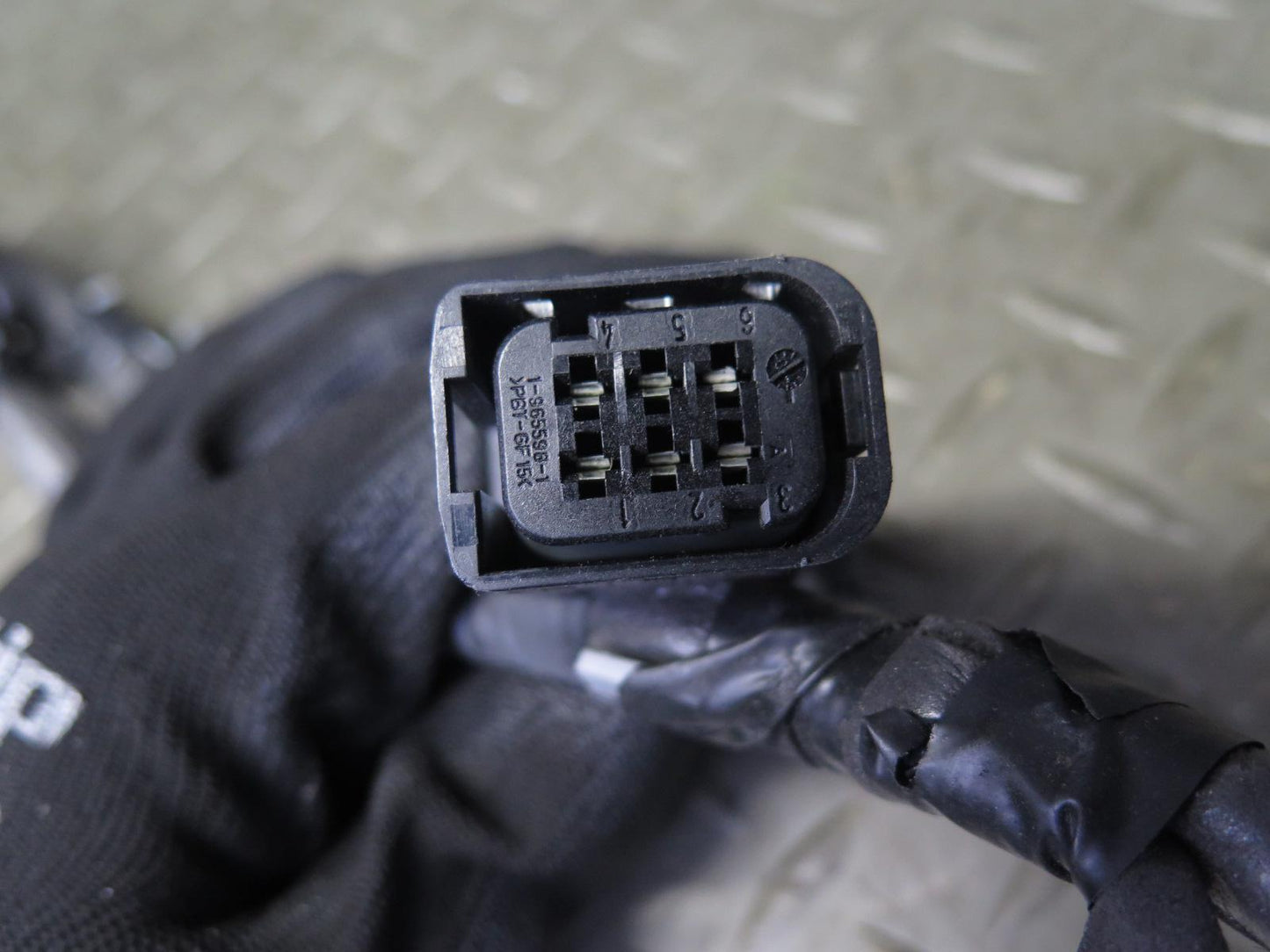 03-06 Chevrolet SSR Right Passenger Door Wire Wiring Harness OEM