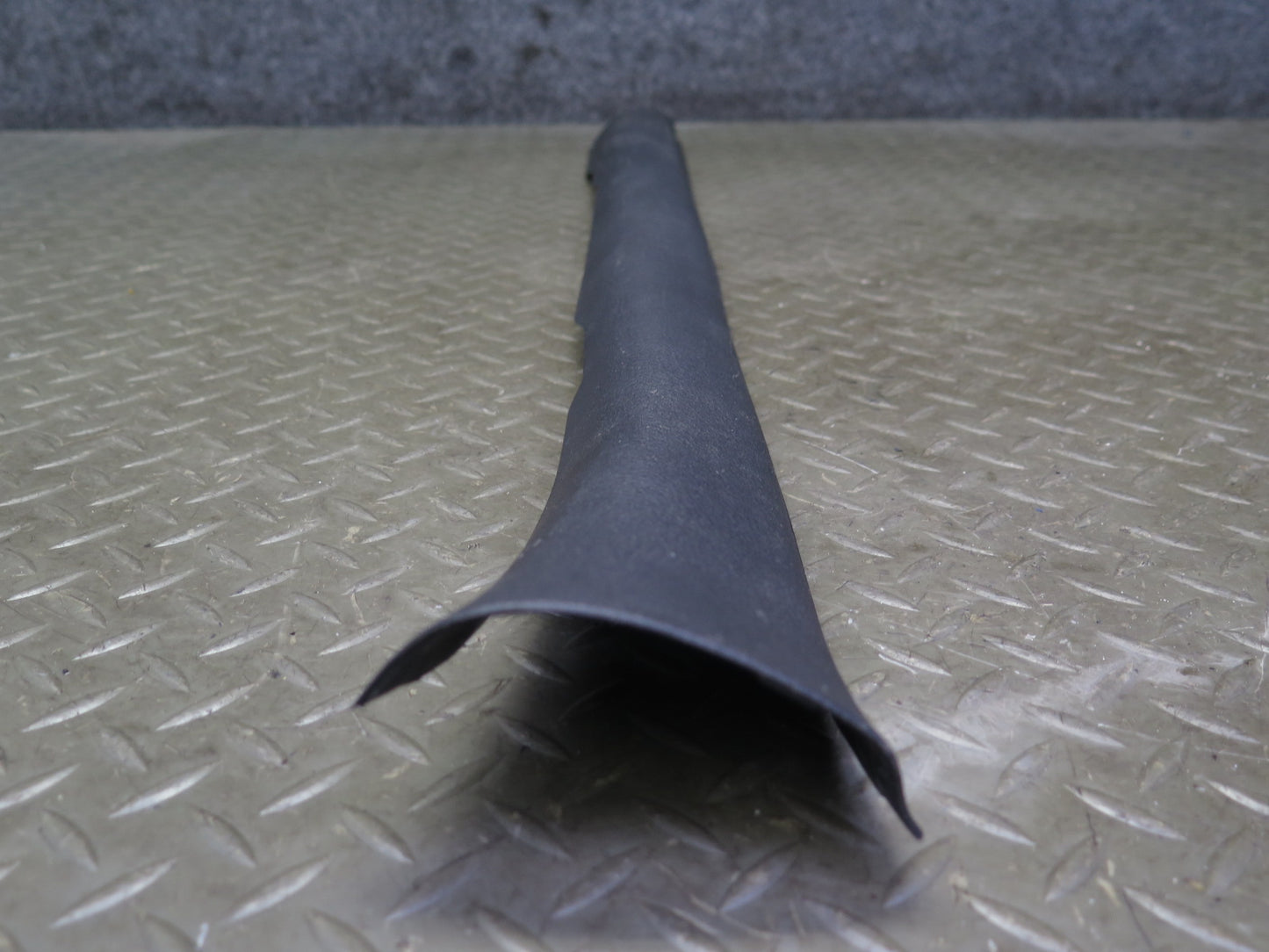 03-06 Chevrolet SSR Front Right Door Sill Scuff Panel Black OEM