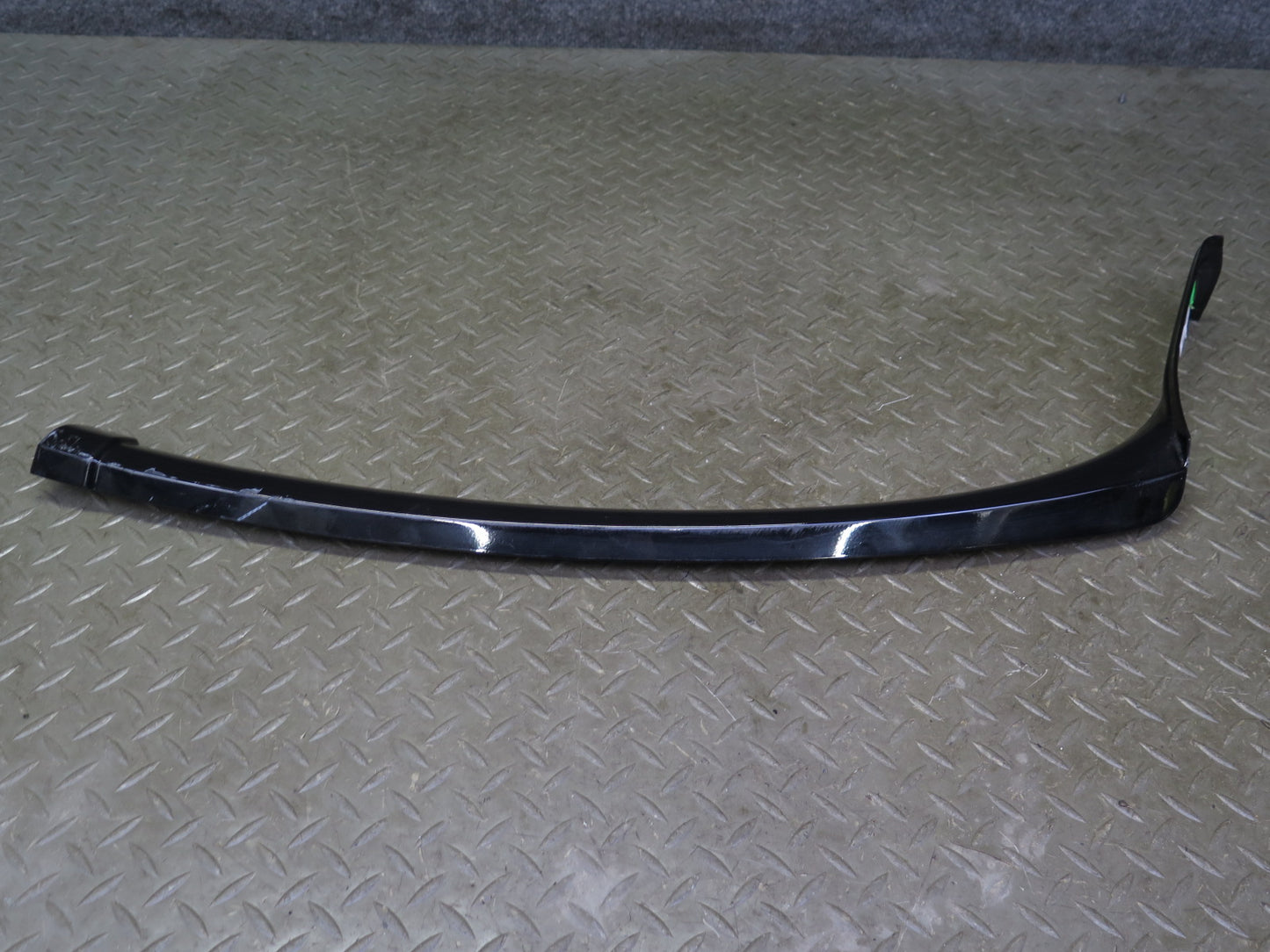 03-06 Chevrolet SSR Set of 2 Interior Windshield Dash Left Right Trim Black OEM