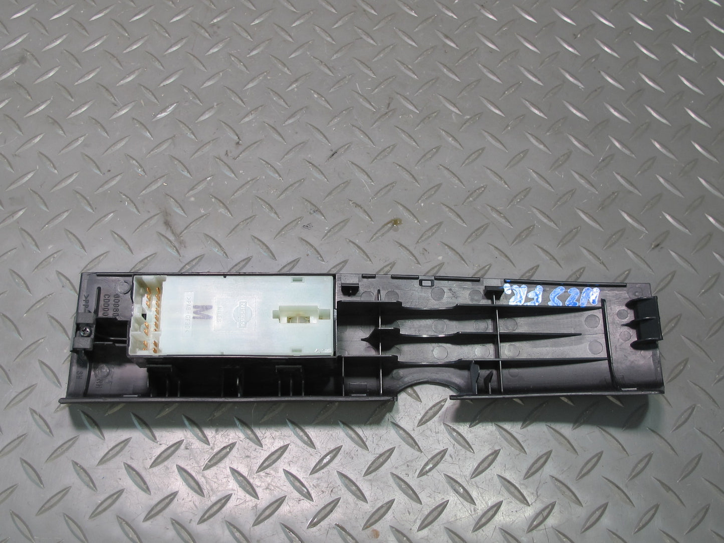 03-06 Nissan Z33 350Z Set of 2 Left & Right Door Power Window Mirror Switch OEM