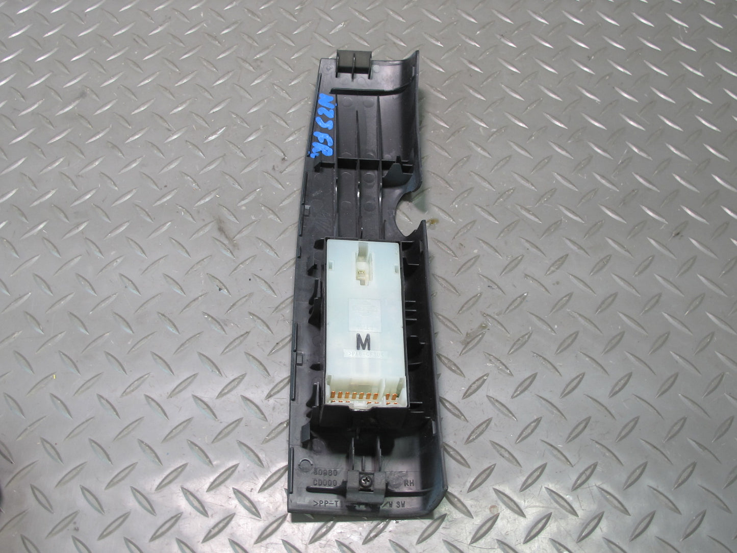 03-06 Nissan Z33 350Z Set of 2 Left & Right Door Power Window Mirror Switch OEM