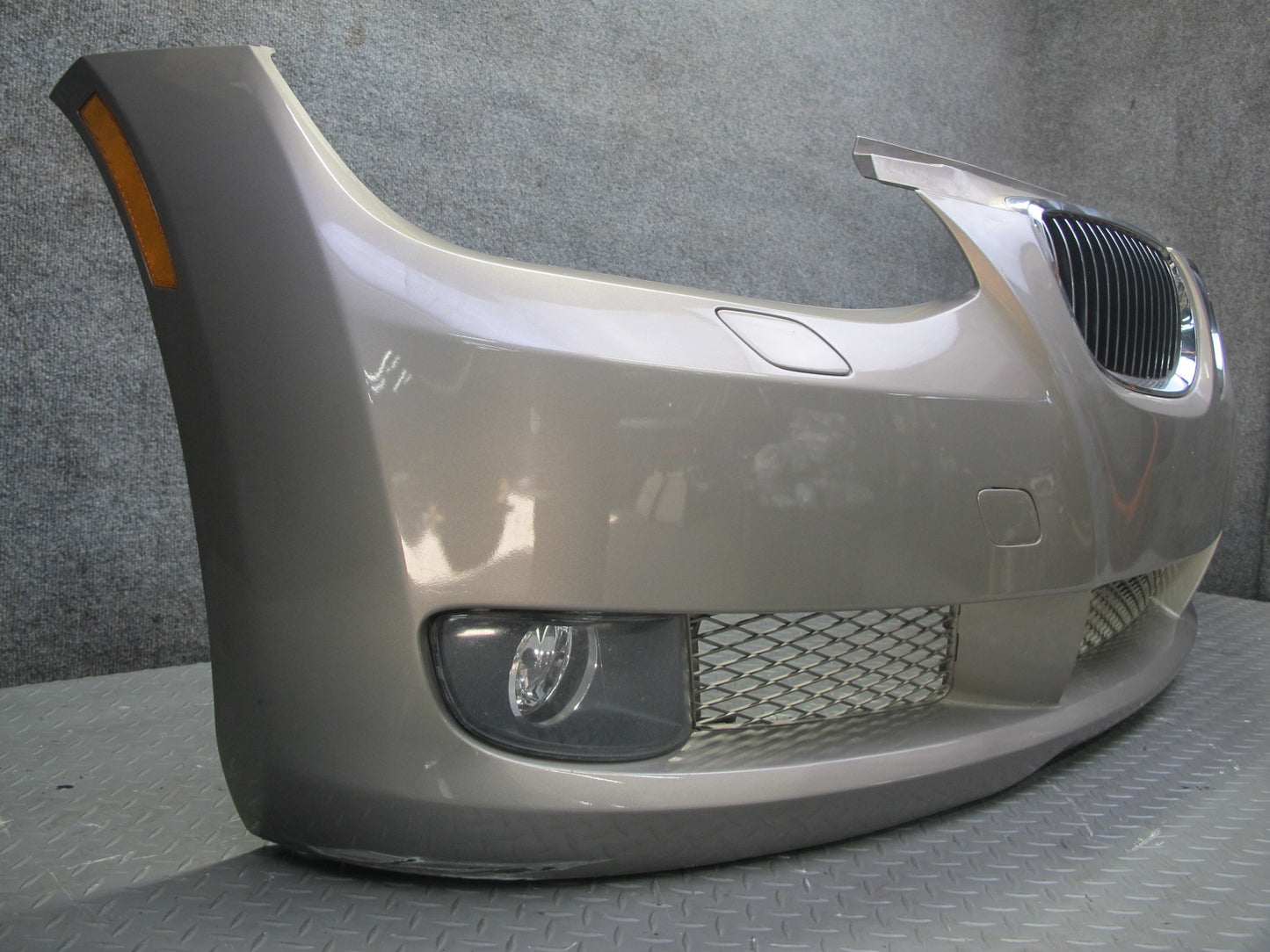 07-10 BMW E92 E93 335i Coupe Convertible Front Bumper Cover w Kidney Grille OEM