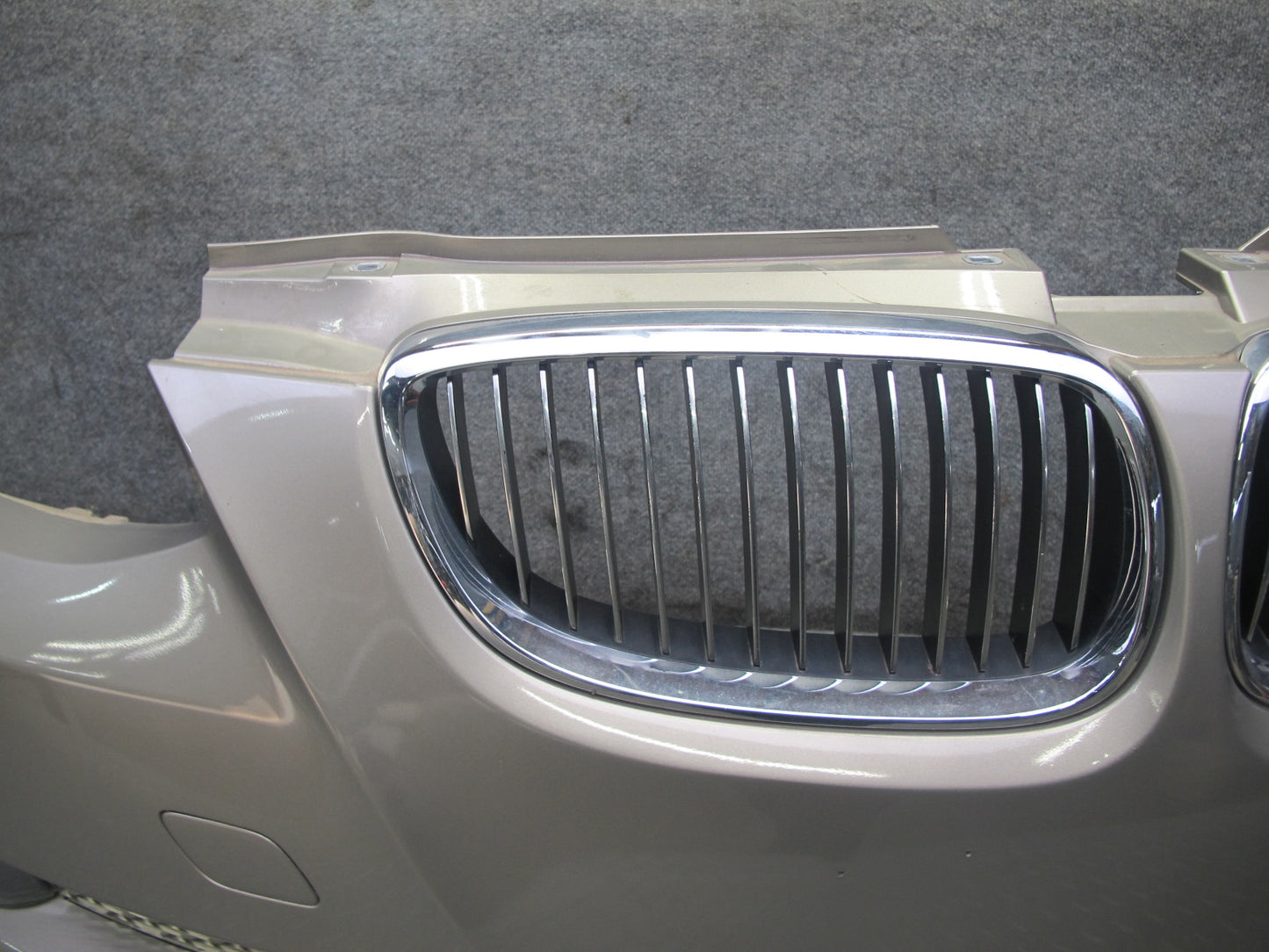 07-10 BMW E92 E93 335i Coupe Convertible Front Bumper Cover w Kidney Grille OEM