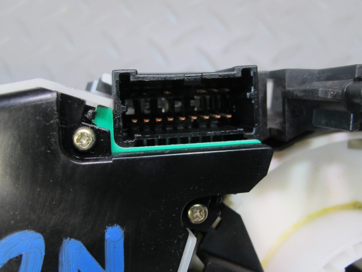 03-06 NISSAN 350Z Z33 STEERING COLUMN MULTI SWITCH CLOCK SPRING OEM