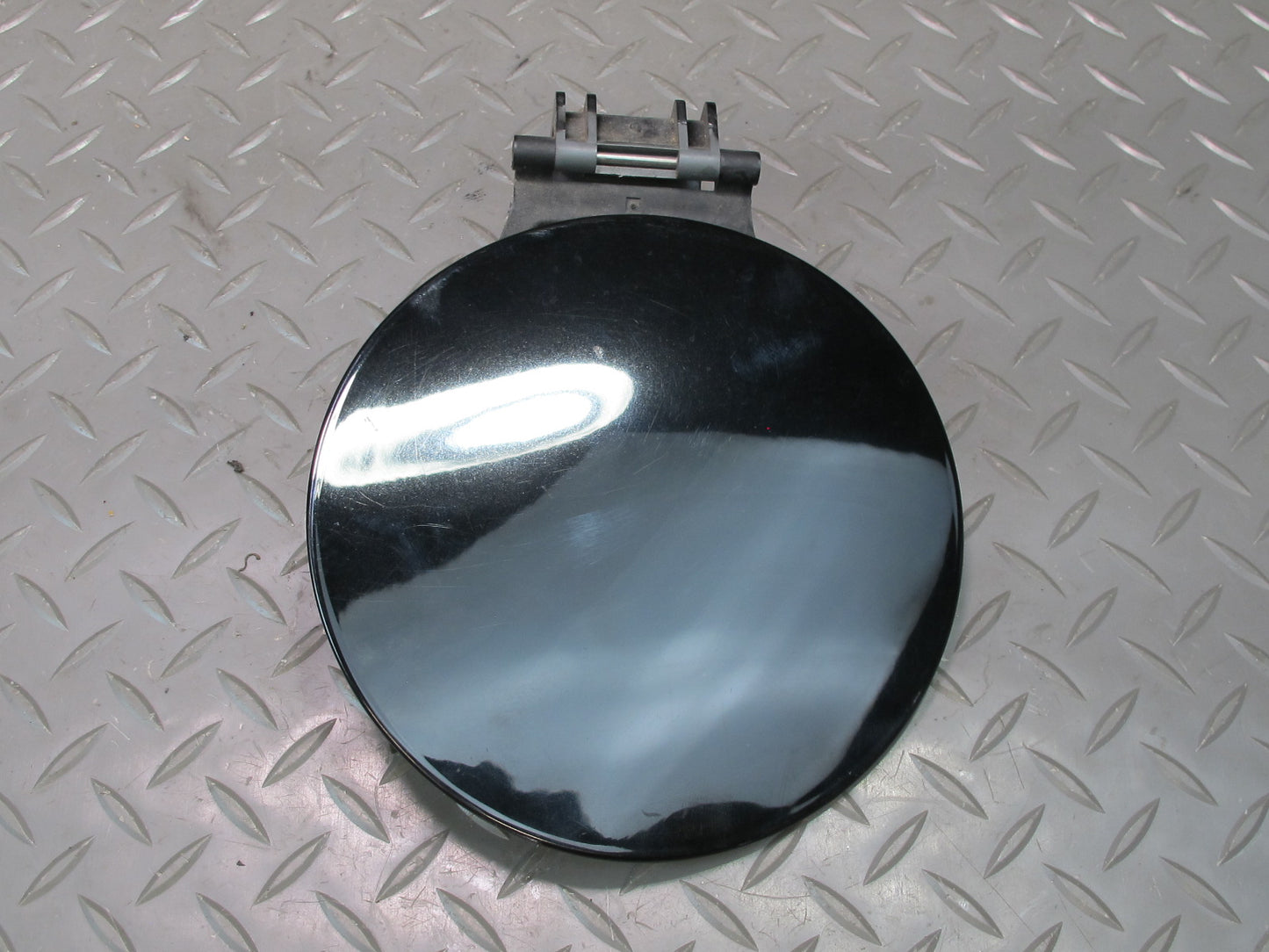 03-09 Nissan Z33 350Z Fuel Tank Filler Door Lid Cover 78830-CD000 OEM