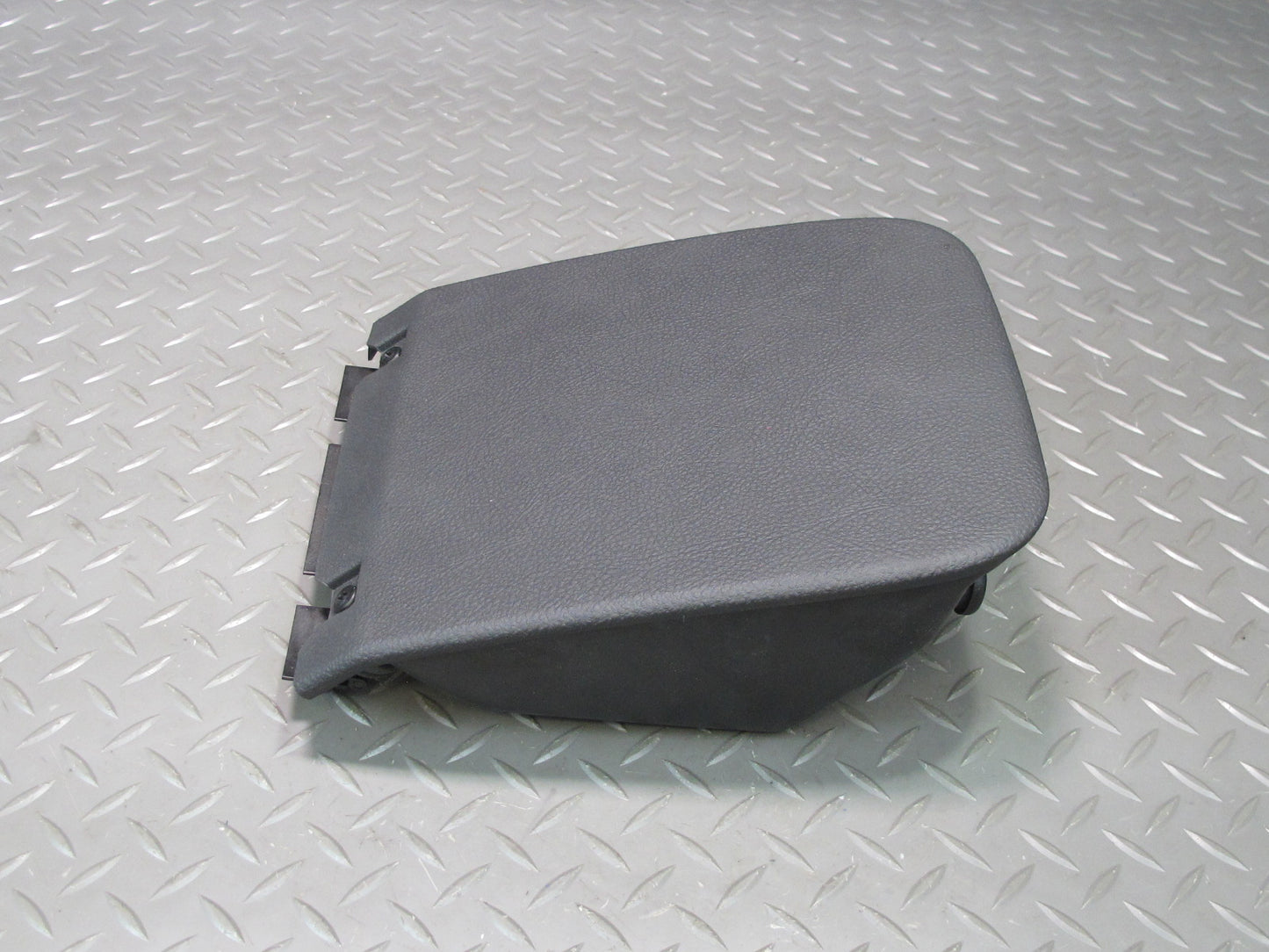 03-06 Chevrolet SSR Right Under Dash Ash Tray Cubby w 12V Socket OEM