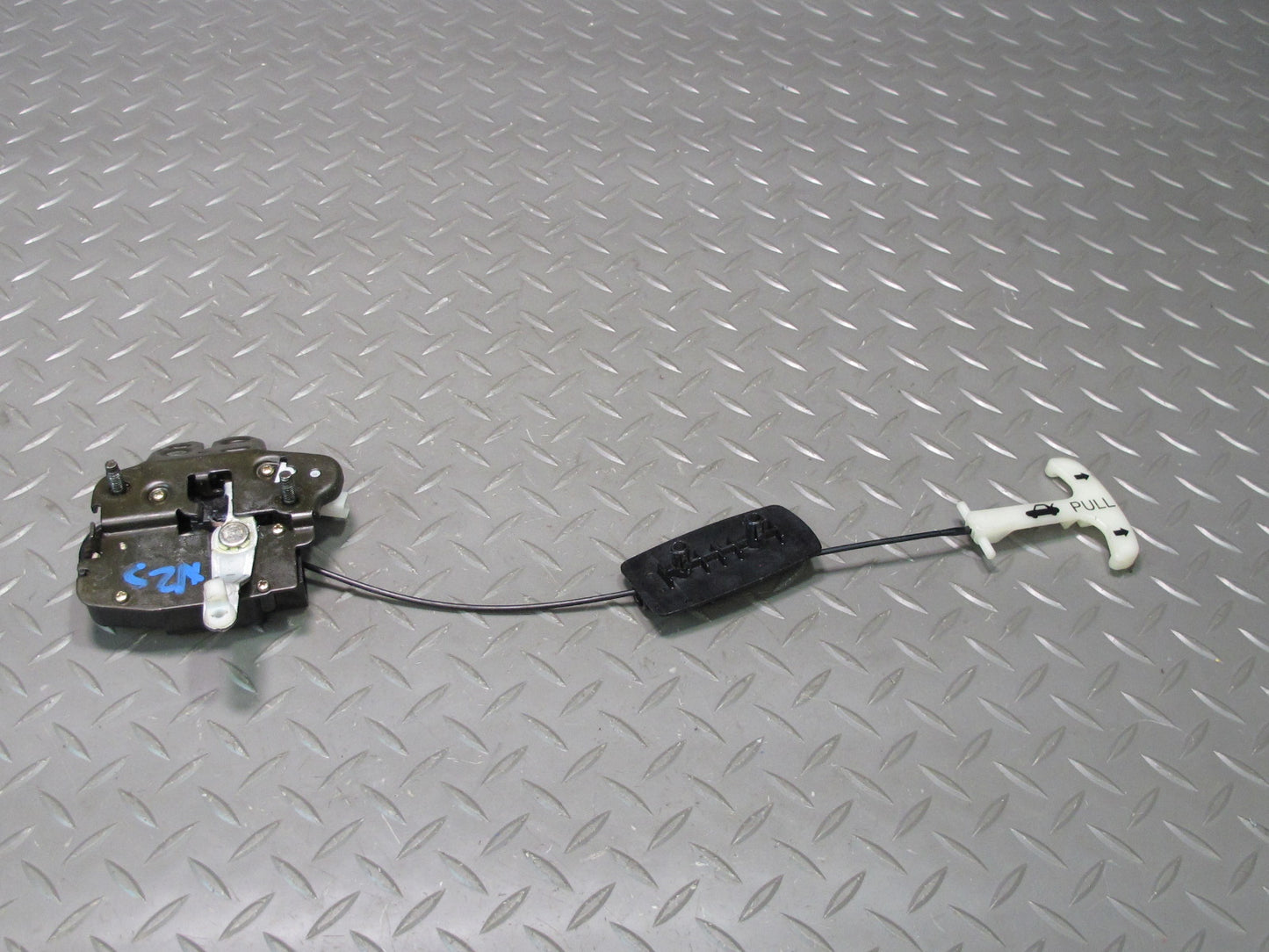 04-09 Nissan Z33 350Z Convertible Rear Trunk Lid Lock Latch Actuator OEM