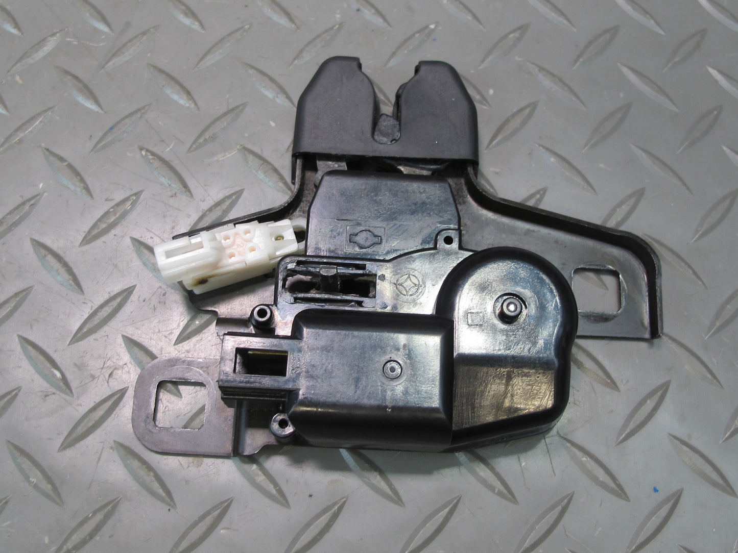 04-09 Nissan 350Z Z33 Convertible Set of 2 Left & Right TOP Roof Lock Latch OEM