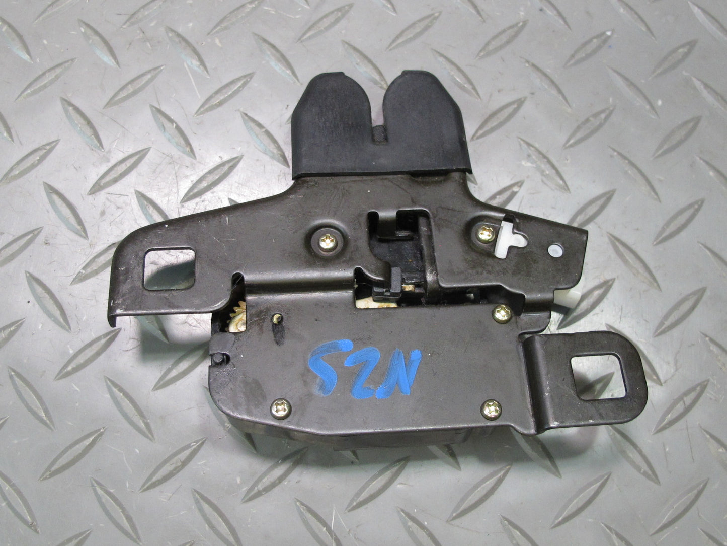 04-09 Nissan 350Z Z33 Convertible Set of 2 Left & Right TOP Roof Lock Latch OEM