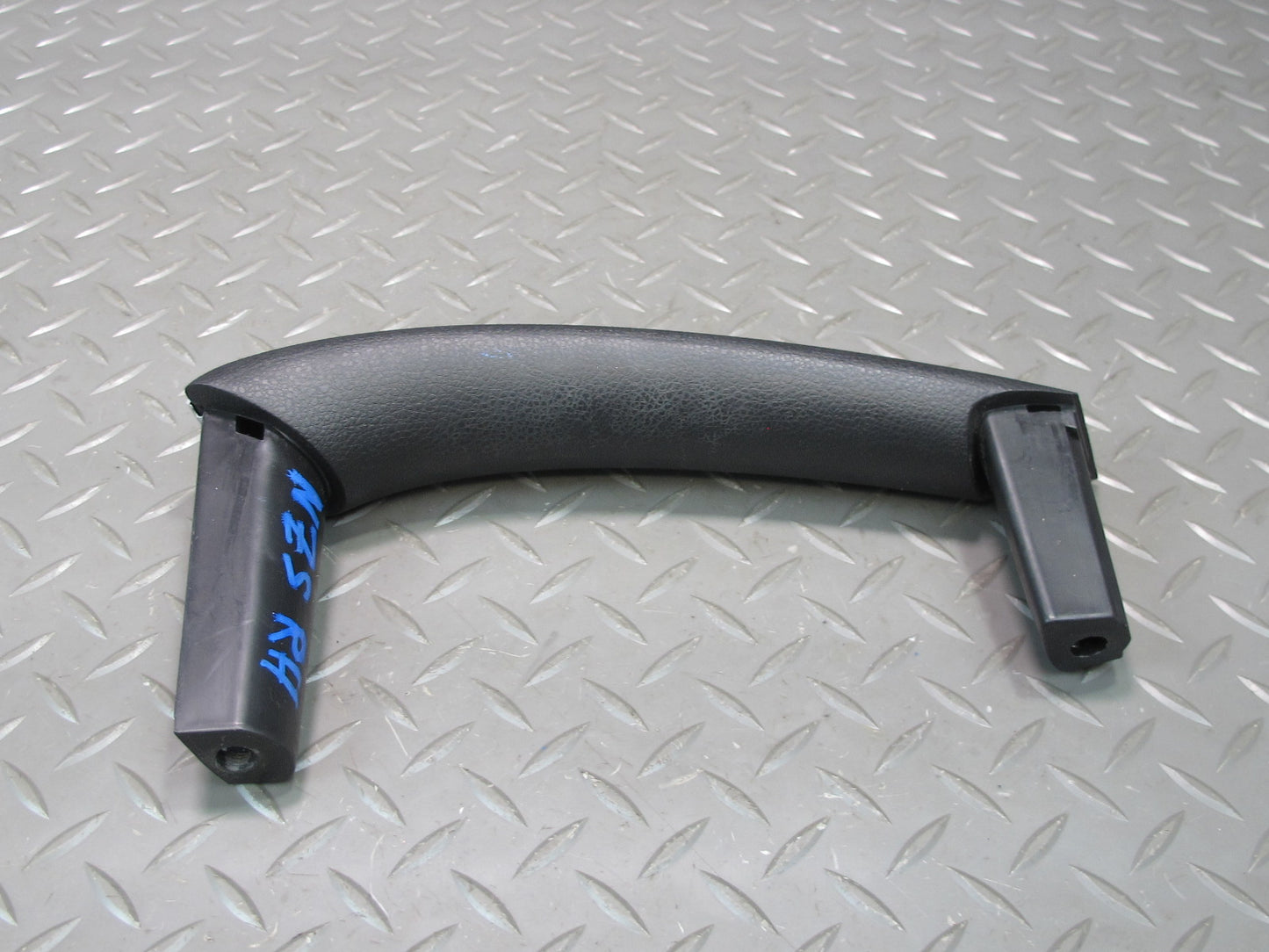 03-05 Nissan Z33 350Z Right Door Interior Grab Handle OEM